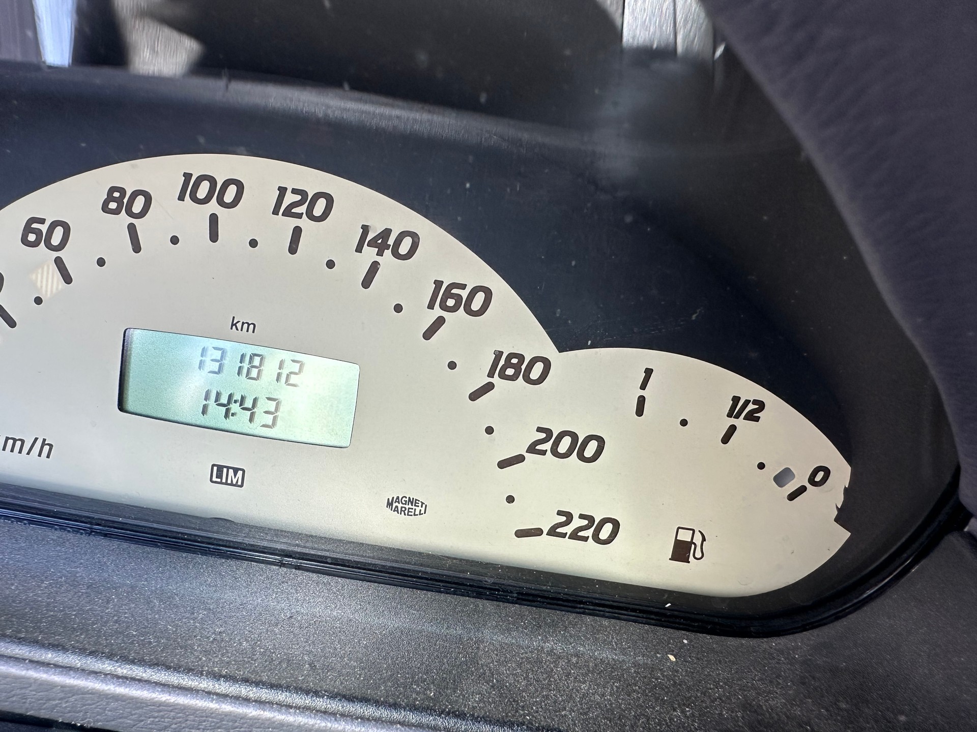 MERCEDES-BENZ A 160 Elégance-image-4