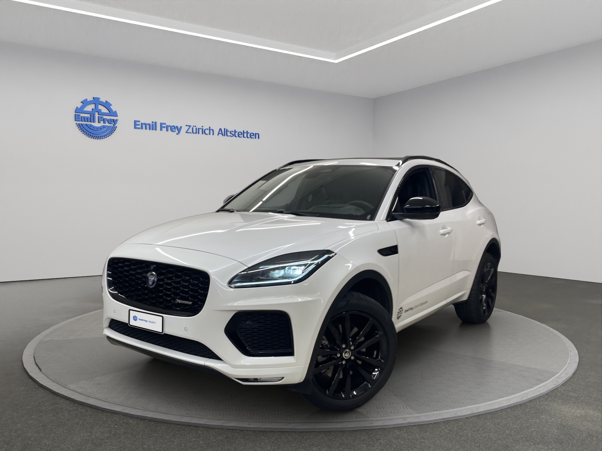 JAGUAR E-Pace 1.5 T 300e R-Dynamic SE AWD (Plug-in Hybrid)-image-0
