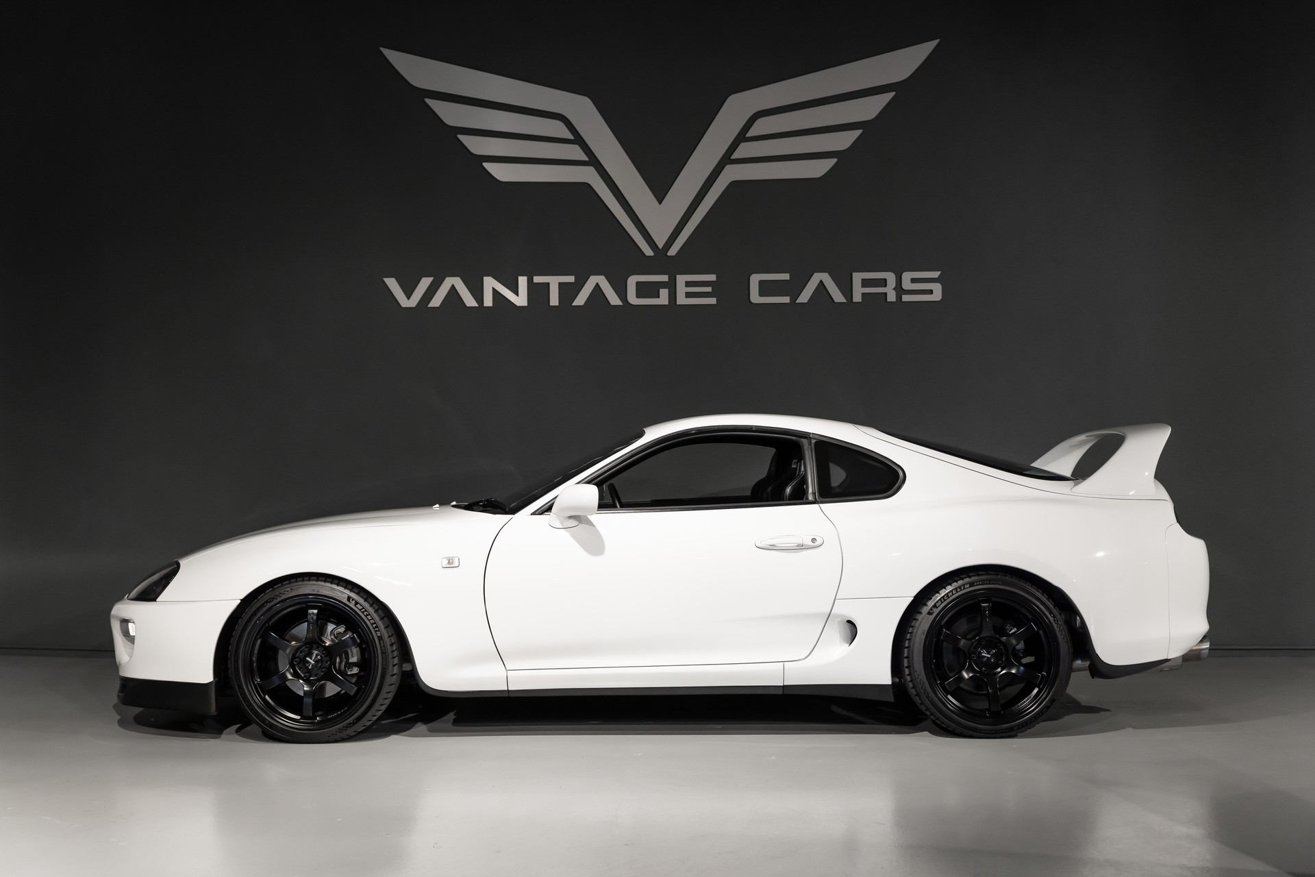 TOYOTA Supra 3.0i 24V Twin Turbo-showroom-element-1