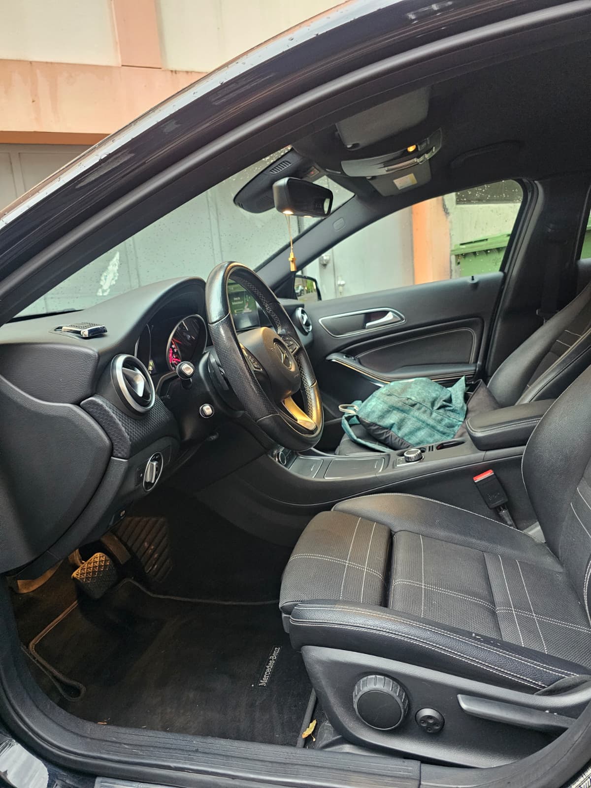 MERCEDES-BENZ A 200 d Night Star-image-4