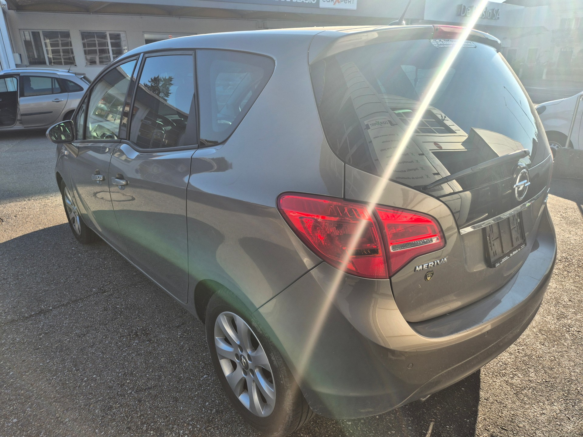 OPEL Meriva 1.4 Turbo Active Edition-image-5