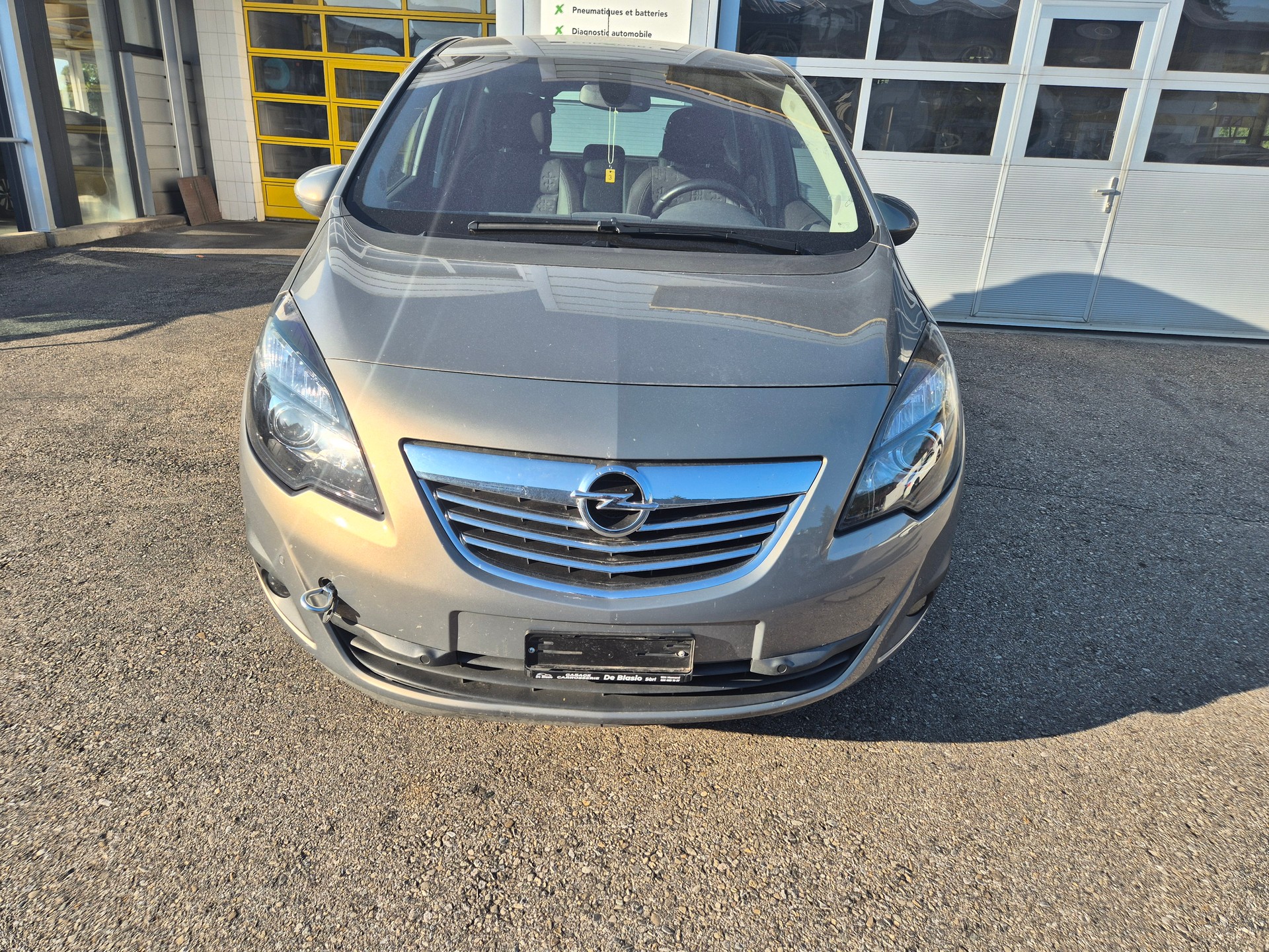 OPEL Meriva 1.4 Turbo Active Edition-image-9