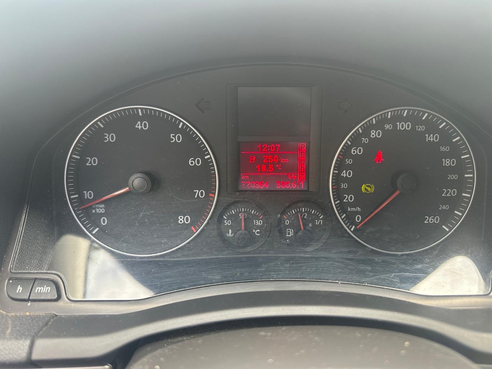 VW Golf 1.6 FSI Comfortline-image-10