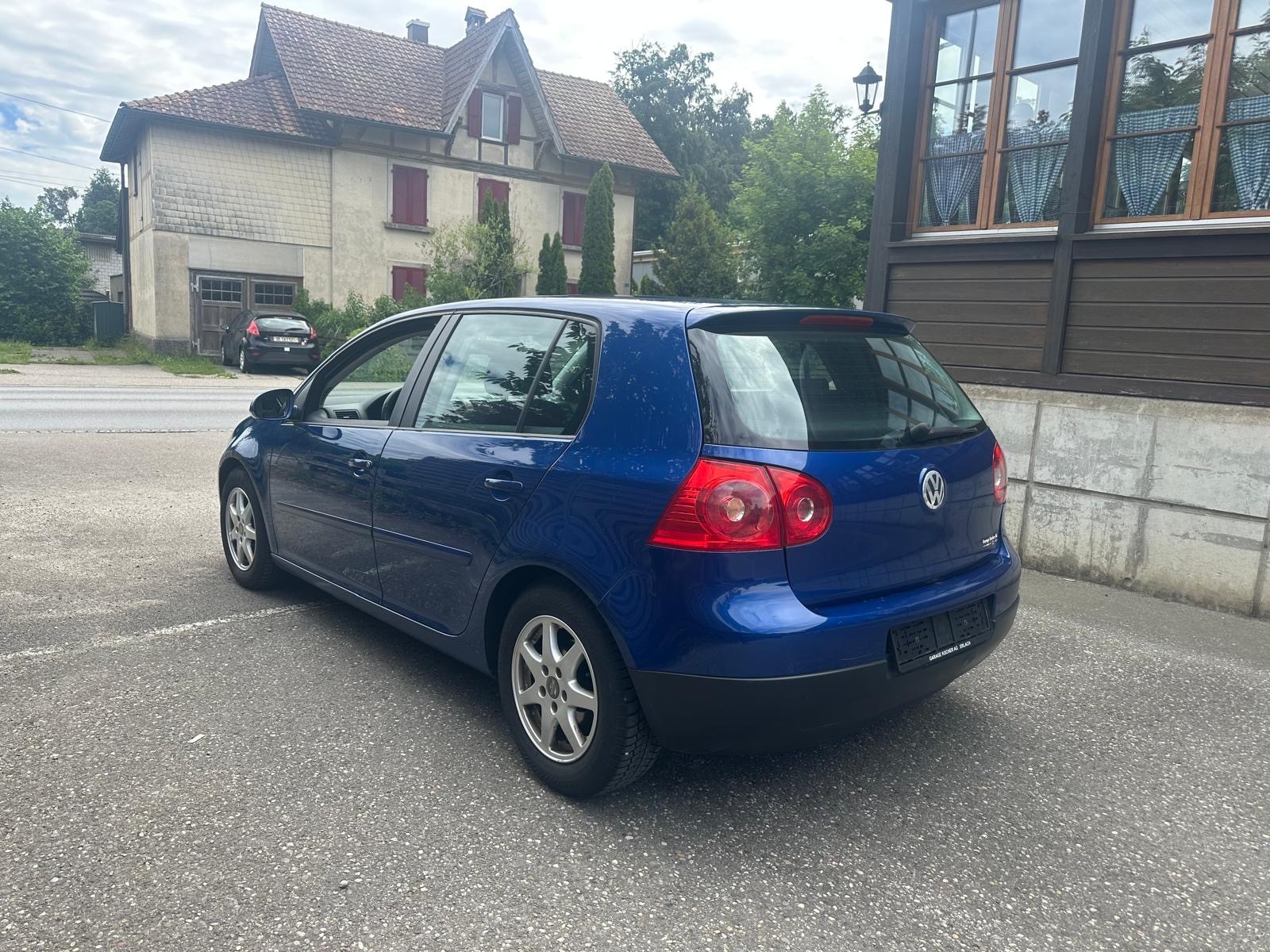 VW Golf 1.6 FSI Comfortline-image-3