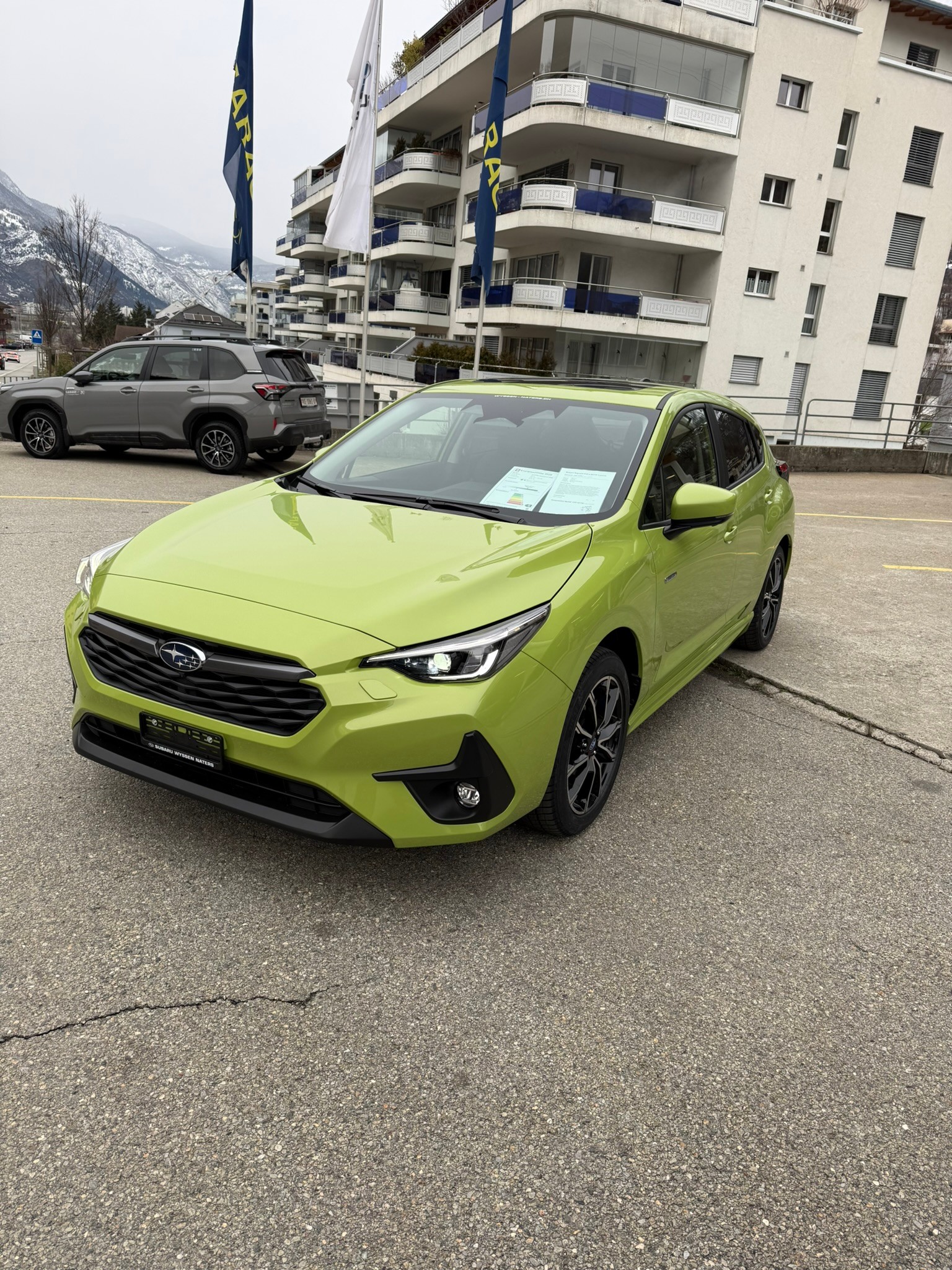 SUBARU Impreza 2.0i e-Boxer Luxury-image-0