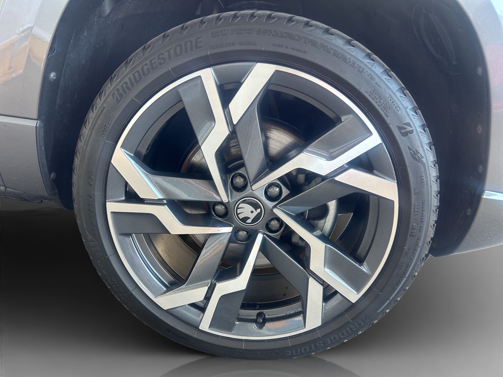 SKODA Karoq 2.0 TSI SportLine 4x4 DSG-image-13