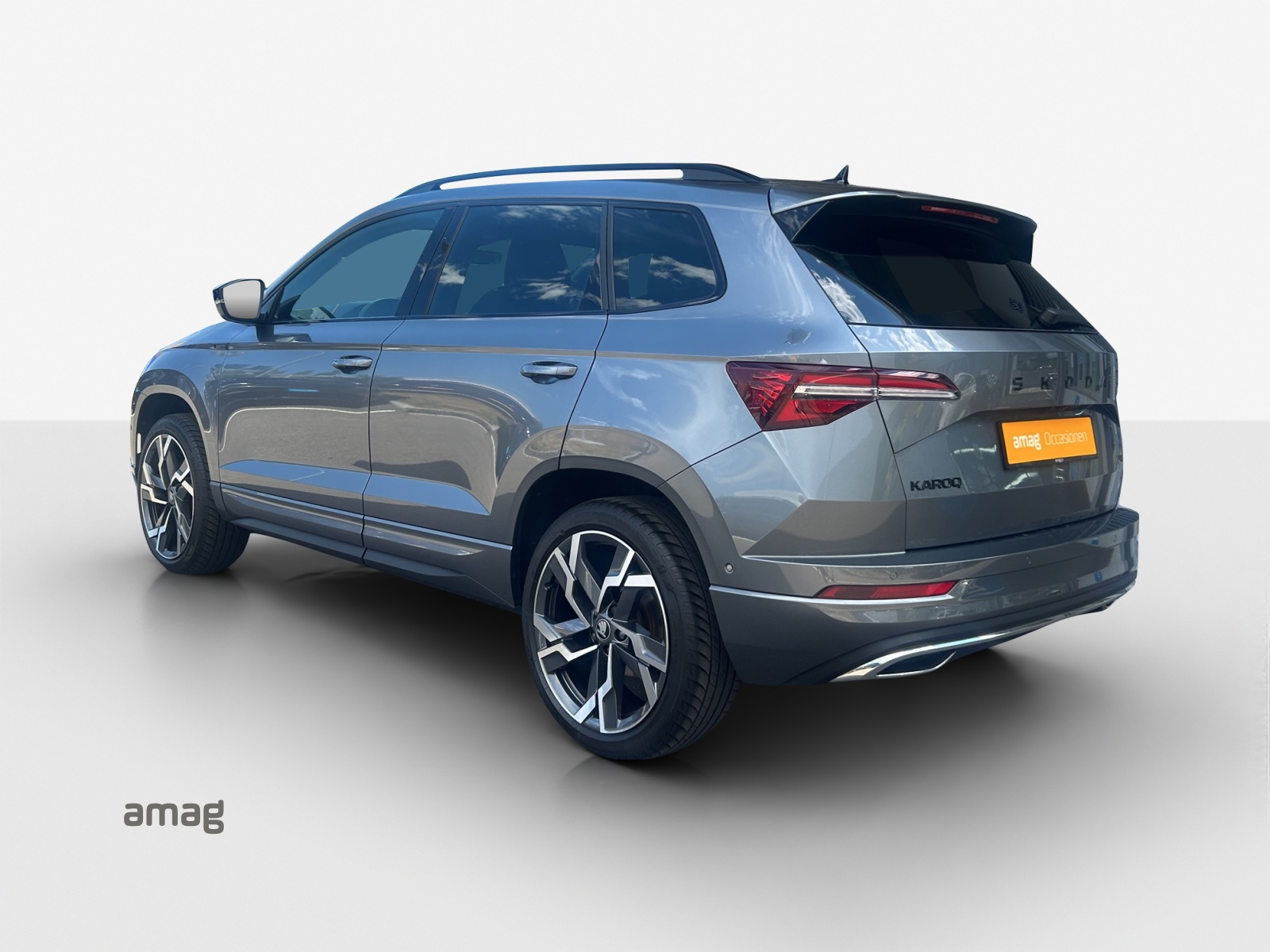 SKODA Karoq 2.0 TSI SportLine 4x4 DSG-image-2