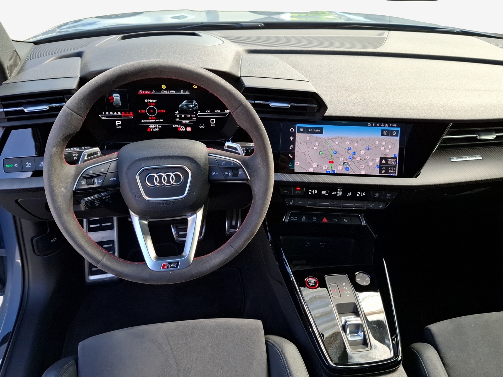AUDI RS3 Sportback 2.5 TSI quattro S-tronic-image-8