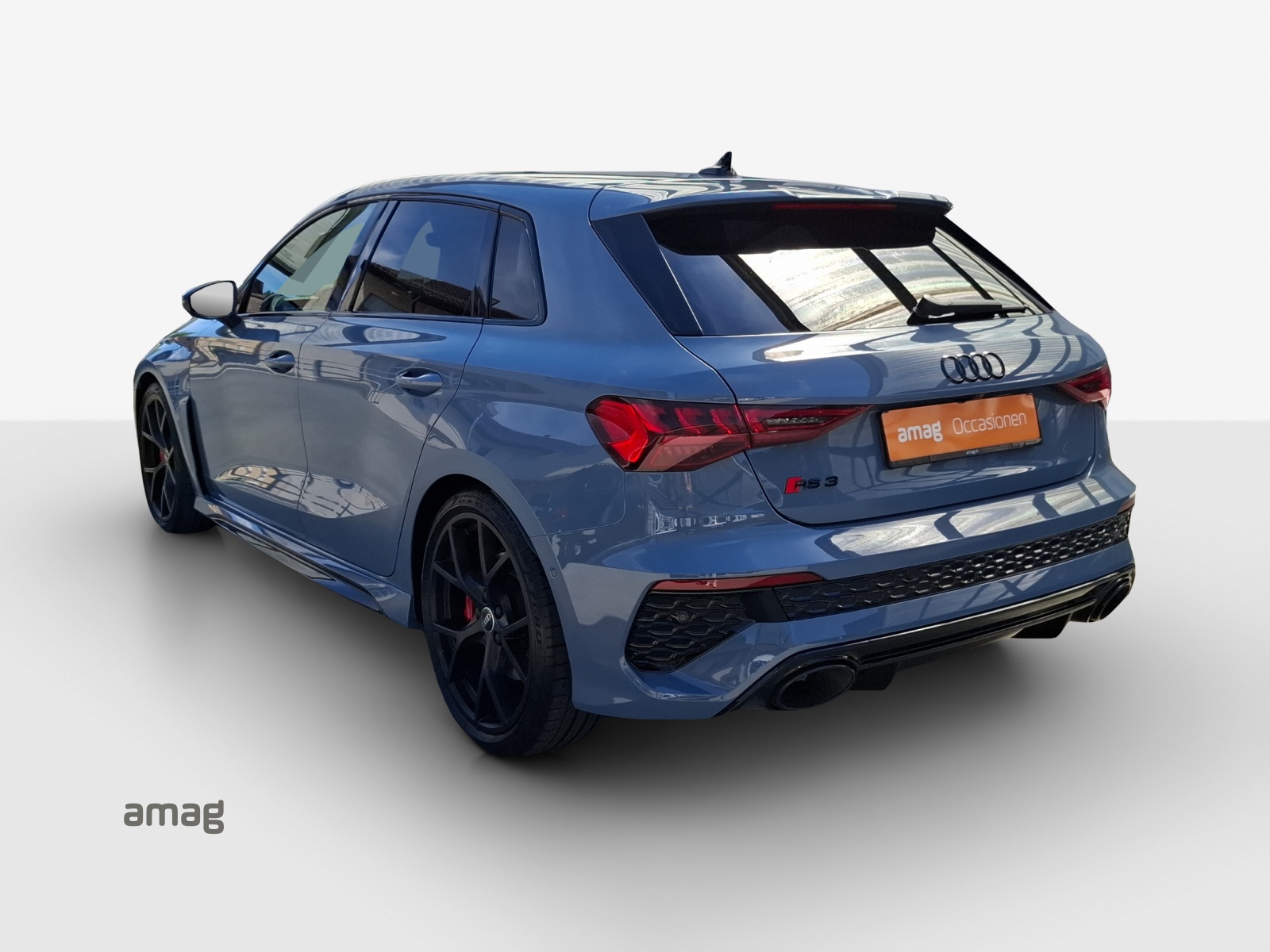 AUDI RS3 Sportback 2.5 TSI quattro S-tronic-image-2