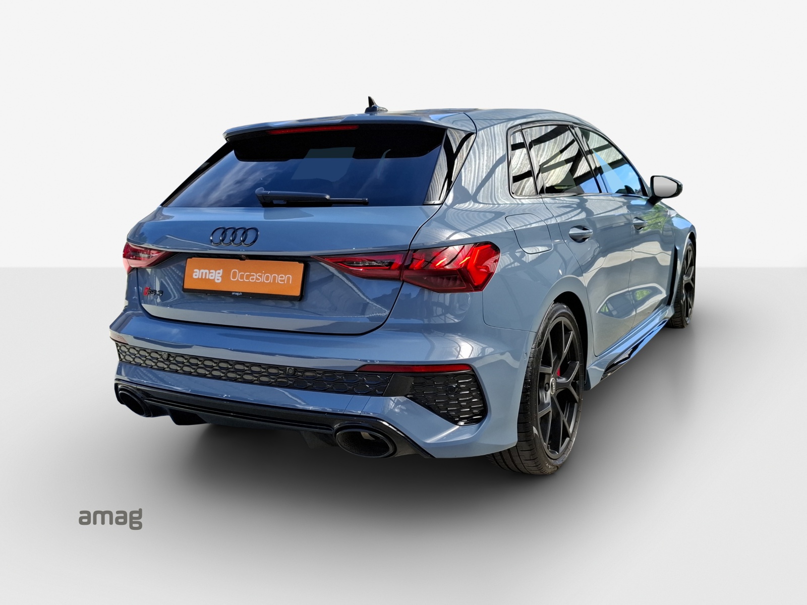 AUDI RS3 Sportback 2.5 TSI quattro S-tronic-image-4