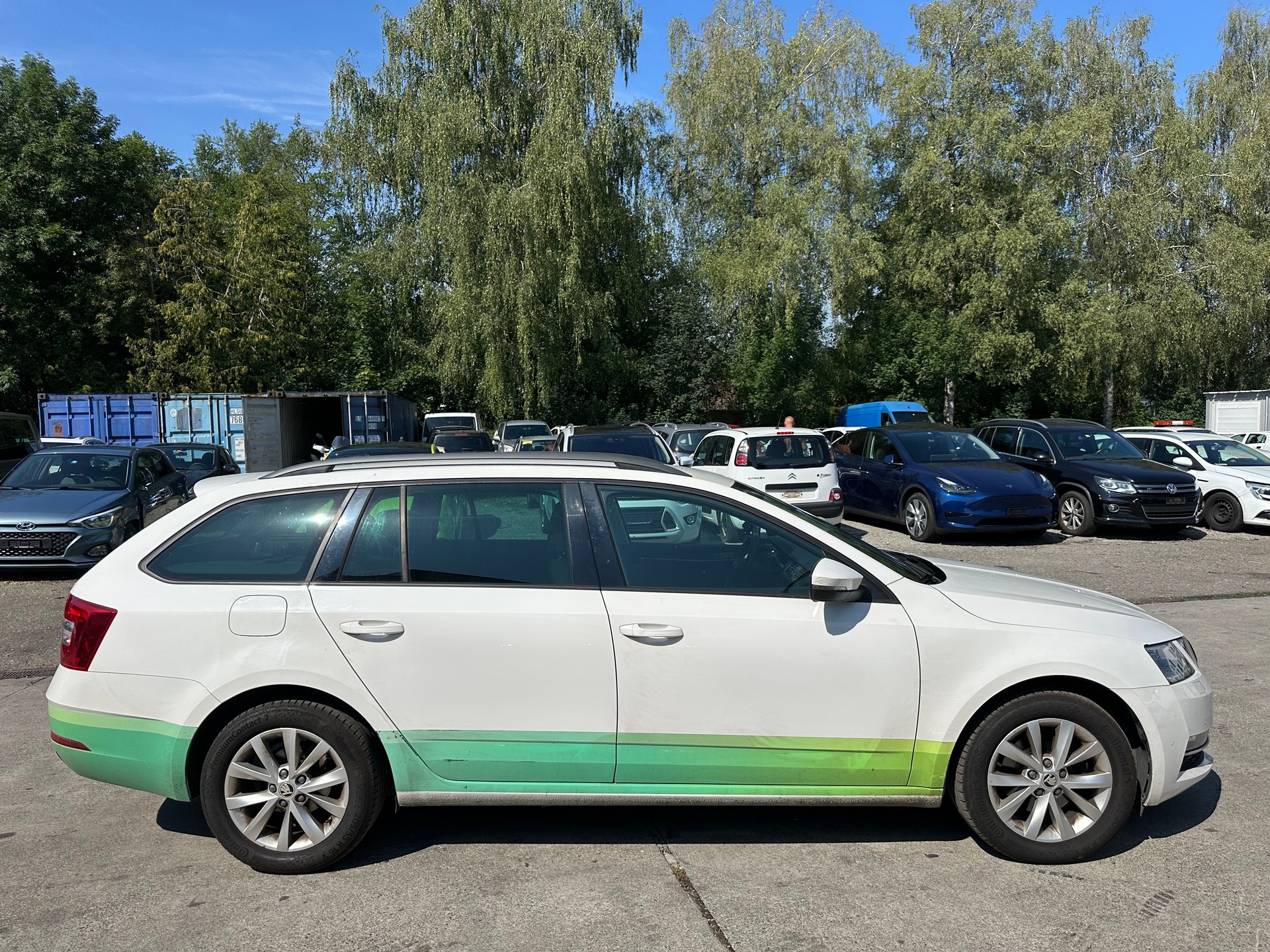 SKODA Octavia Combi 2.0 TDI Style DSG-image-4