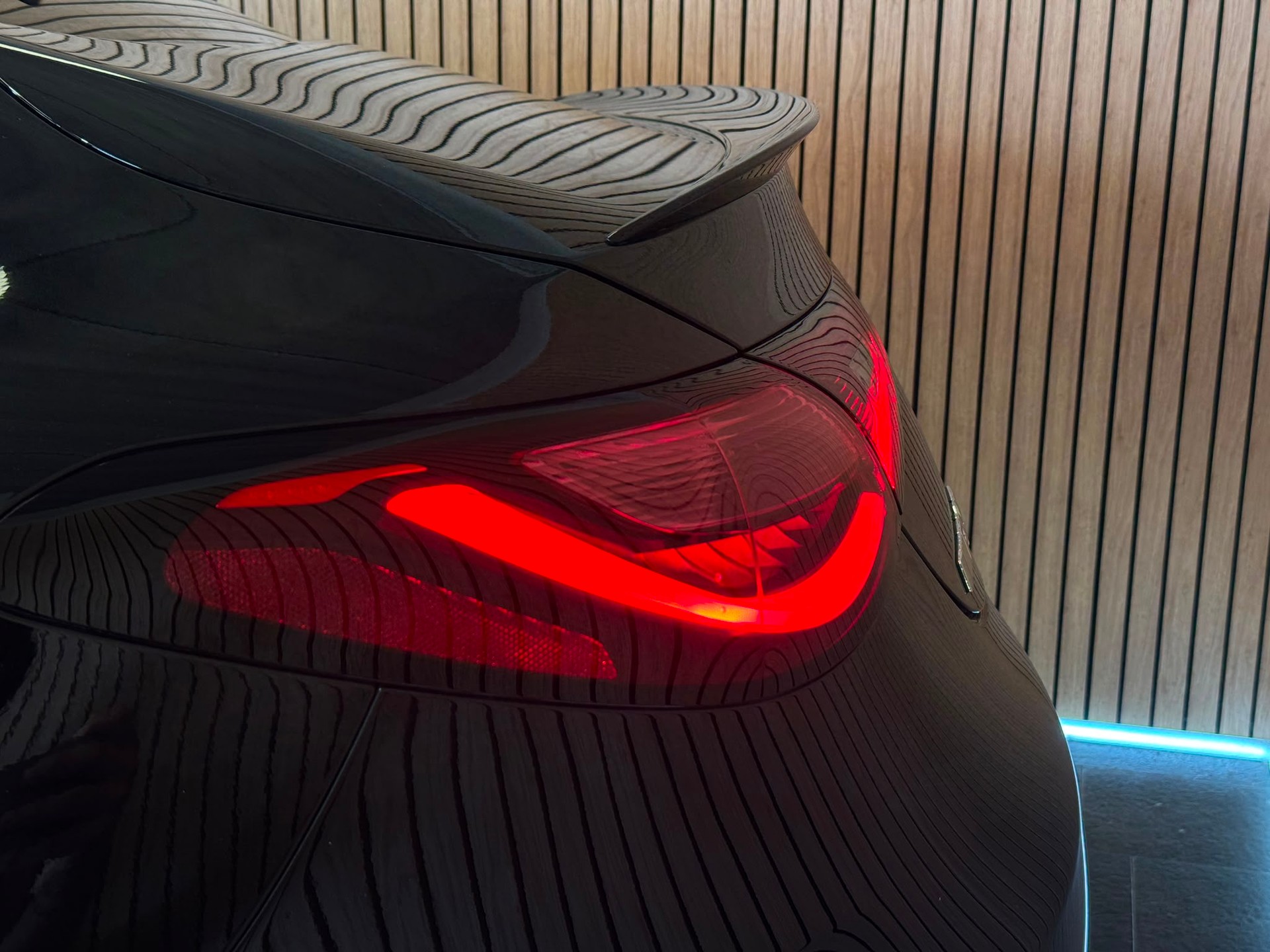 MERCEDES-BENZ CLE 53 Coupé AMG 4Matic+ 9G-Tronic-image-7