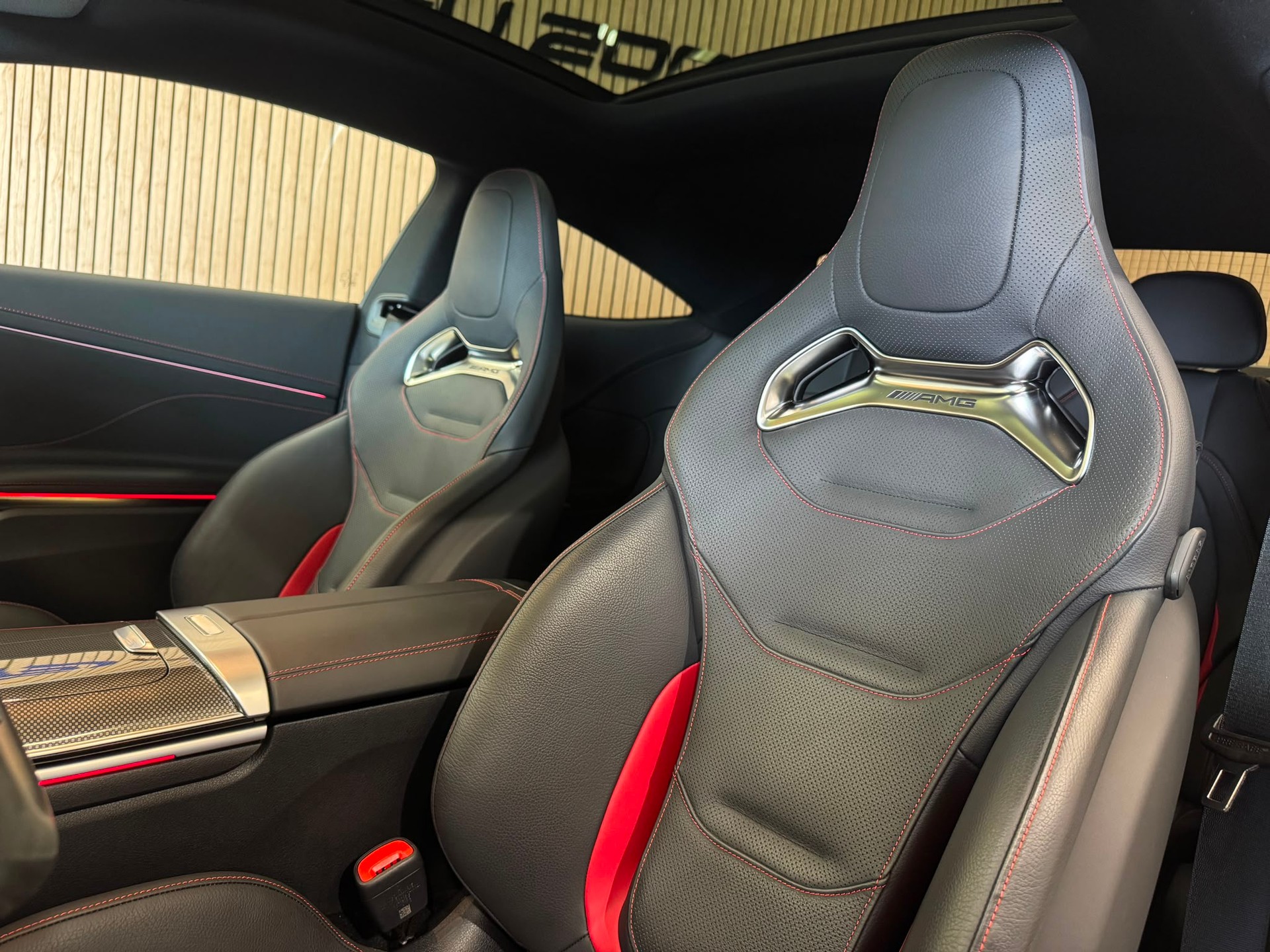 MERCEDES-BENZ CLE 53 Coupé AMG 4Matic+ 9G-Tronic-image-28