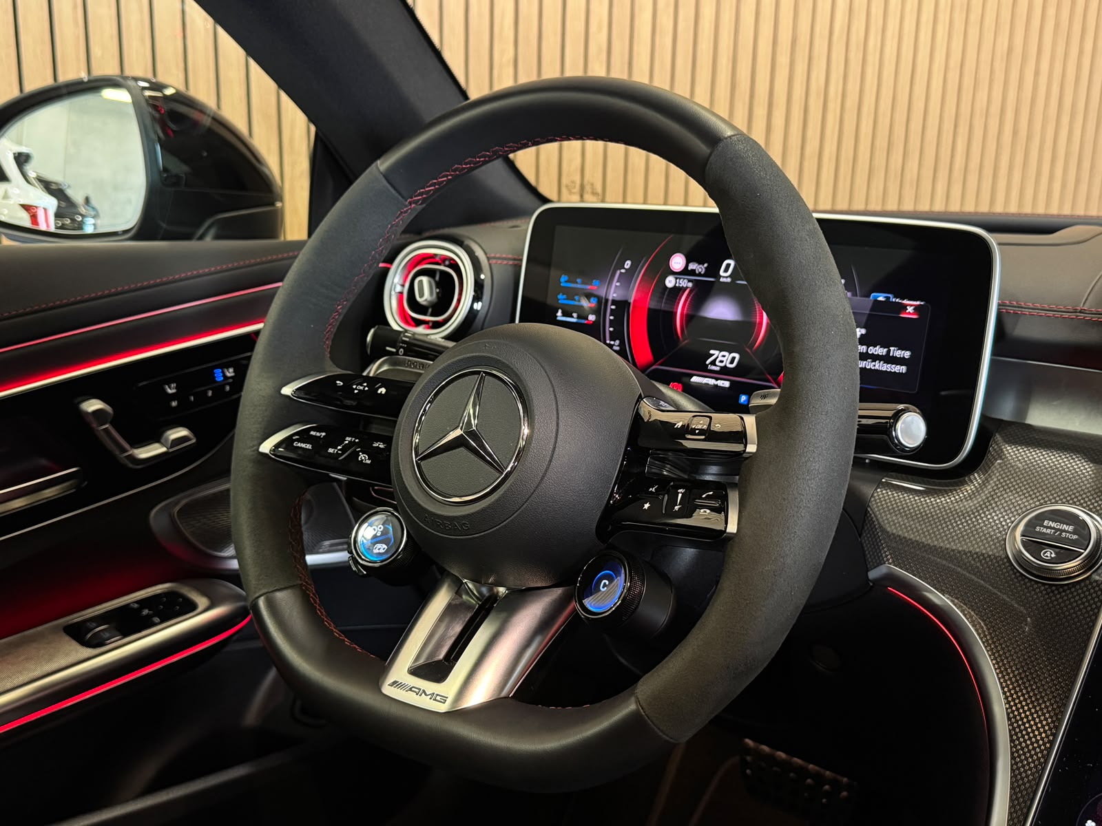 MERCEDES-BENZ CLE 53 Coupé AMG 4Matic+ 9G-Tronic-image-13