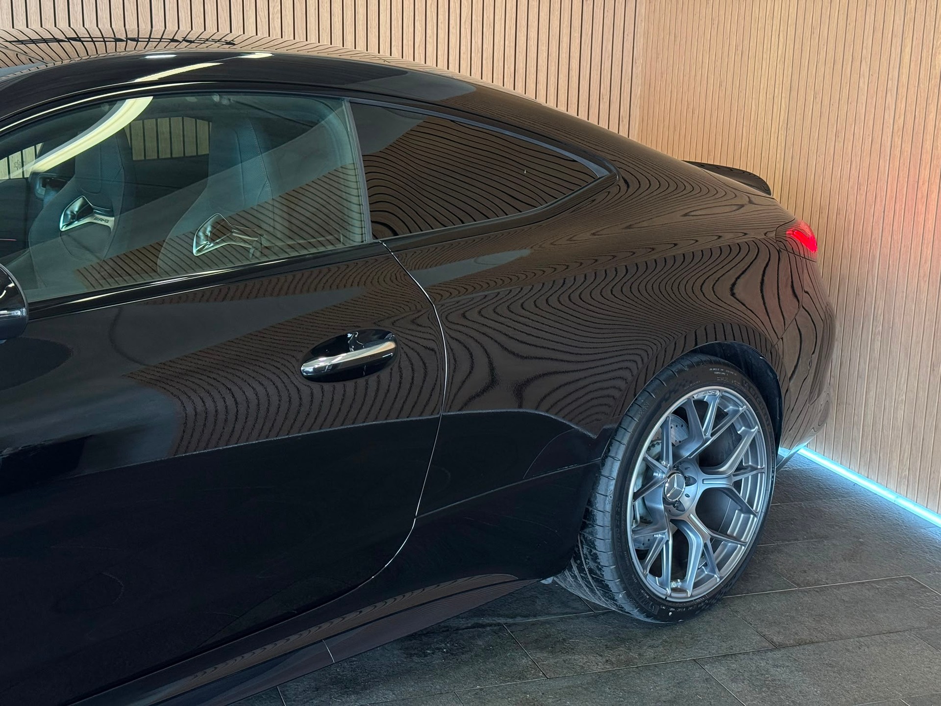 MERCEDES-BENZ CLE 53 Coupé AMG 4Matic+ 9G-Tronic-image-8