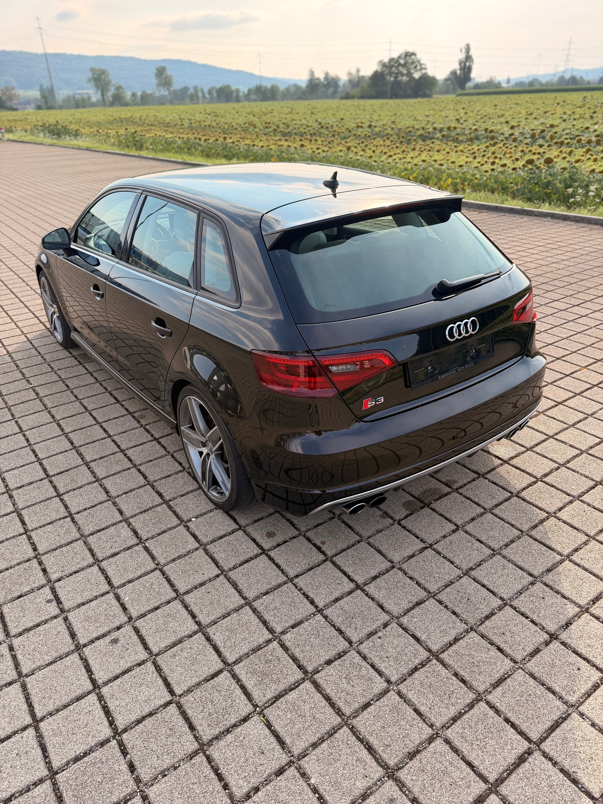 AUDI S3 Sportback 2.0 TFSI quattro S-tronic-image-13