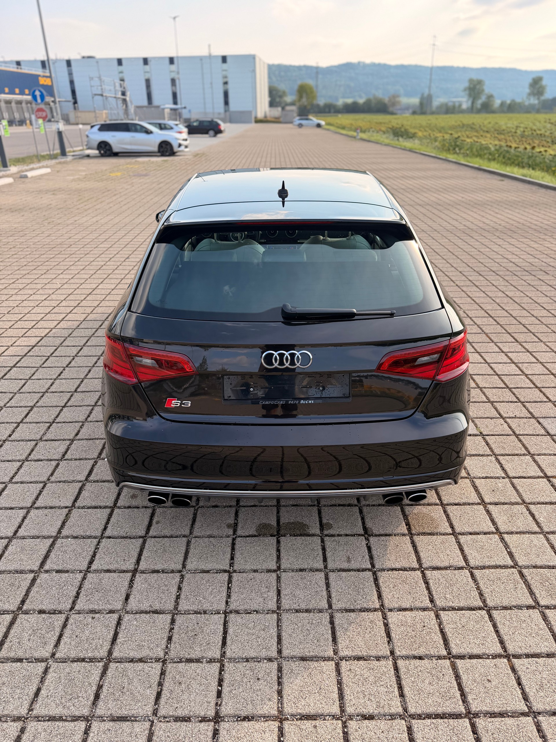 AUDI S3 Sportback 2.0 TFSI quattro S-tronic-image-11