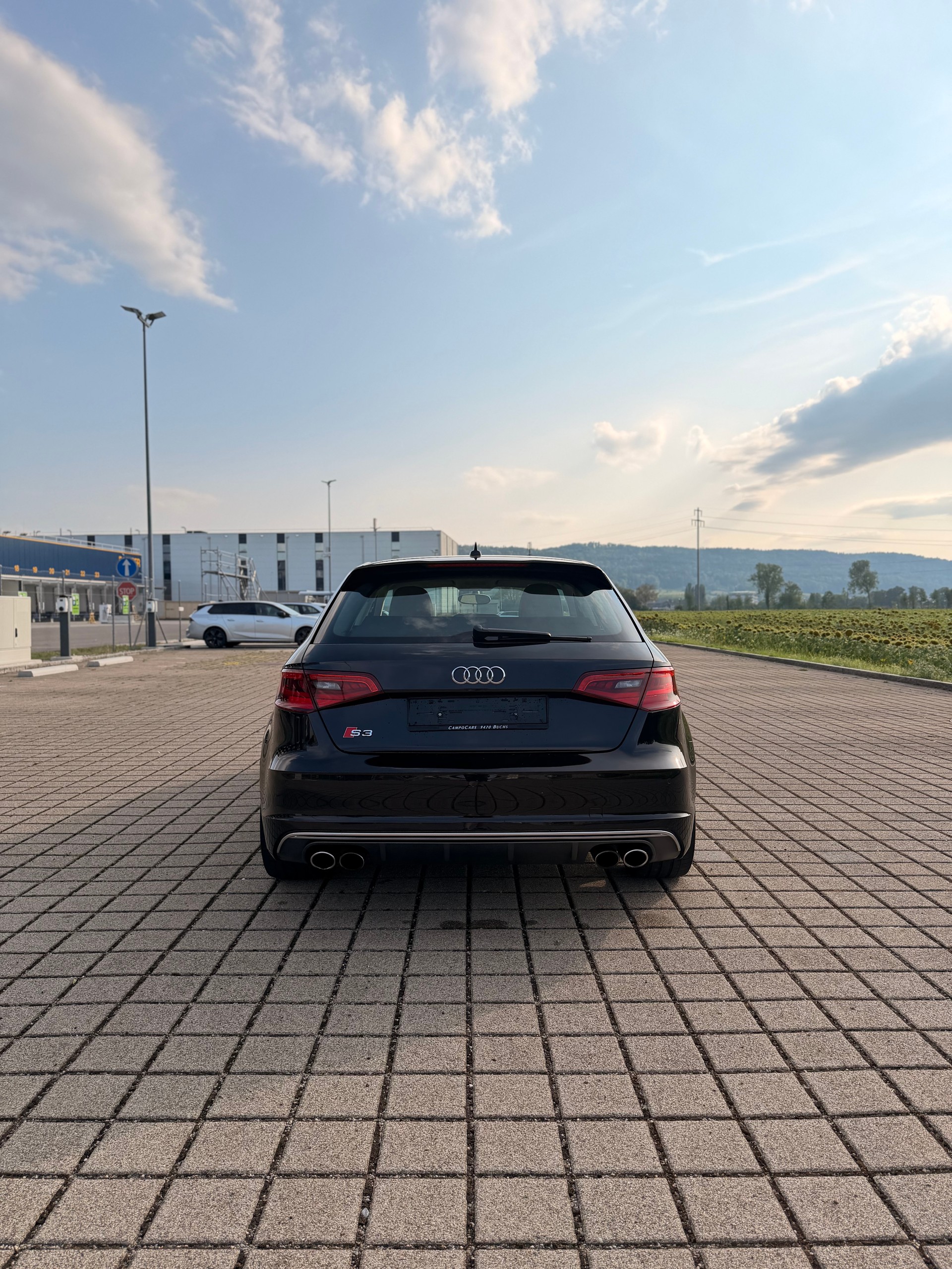 AUDI S3 Sportback 2.0 TFSI quattro S-tronic-image-10