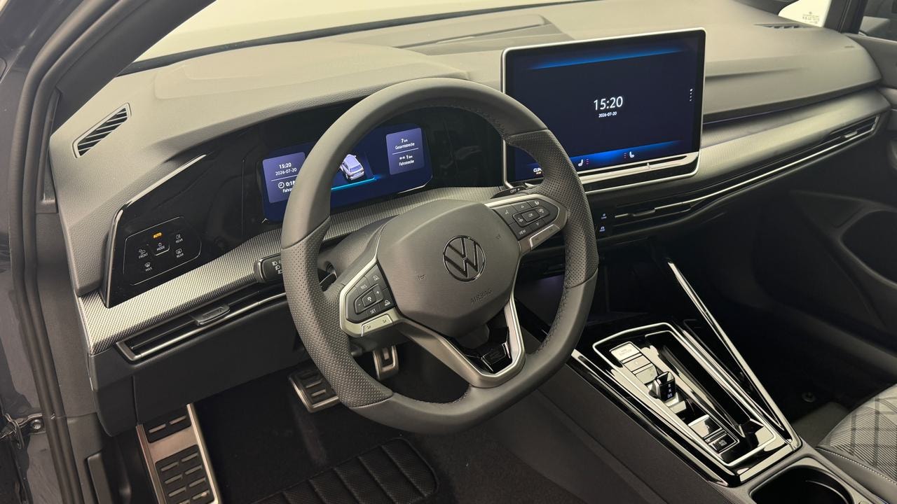 VW Golf VIII Variant 1.5 eTSI mHEV R-Line-image-6