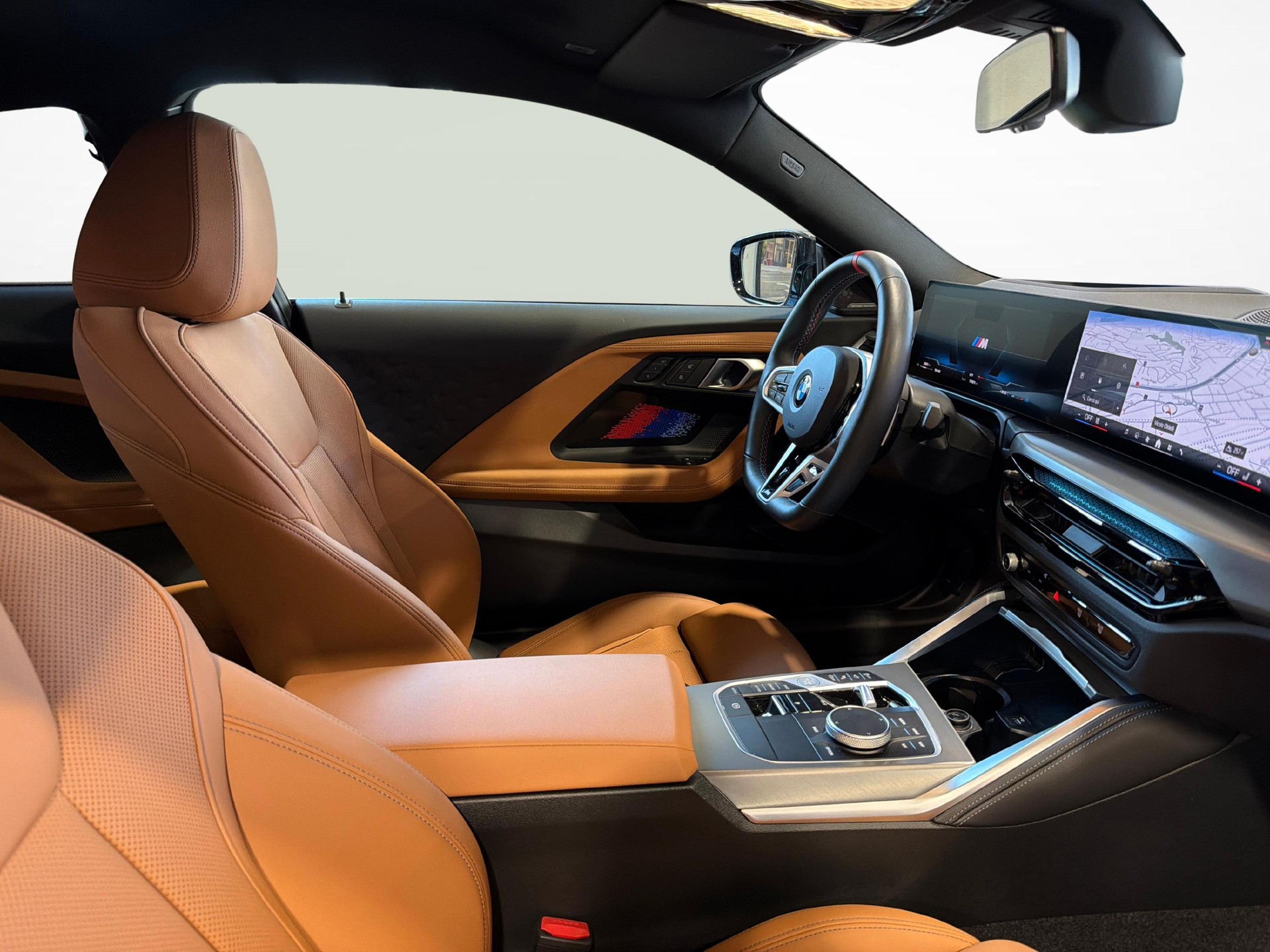 BMW M240i xDrive Coupé-image-18