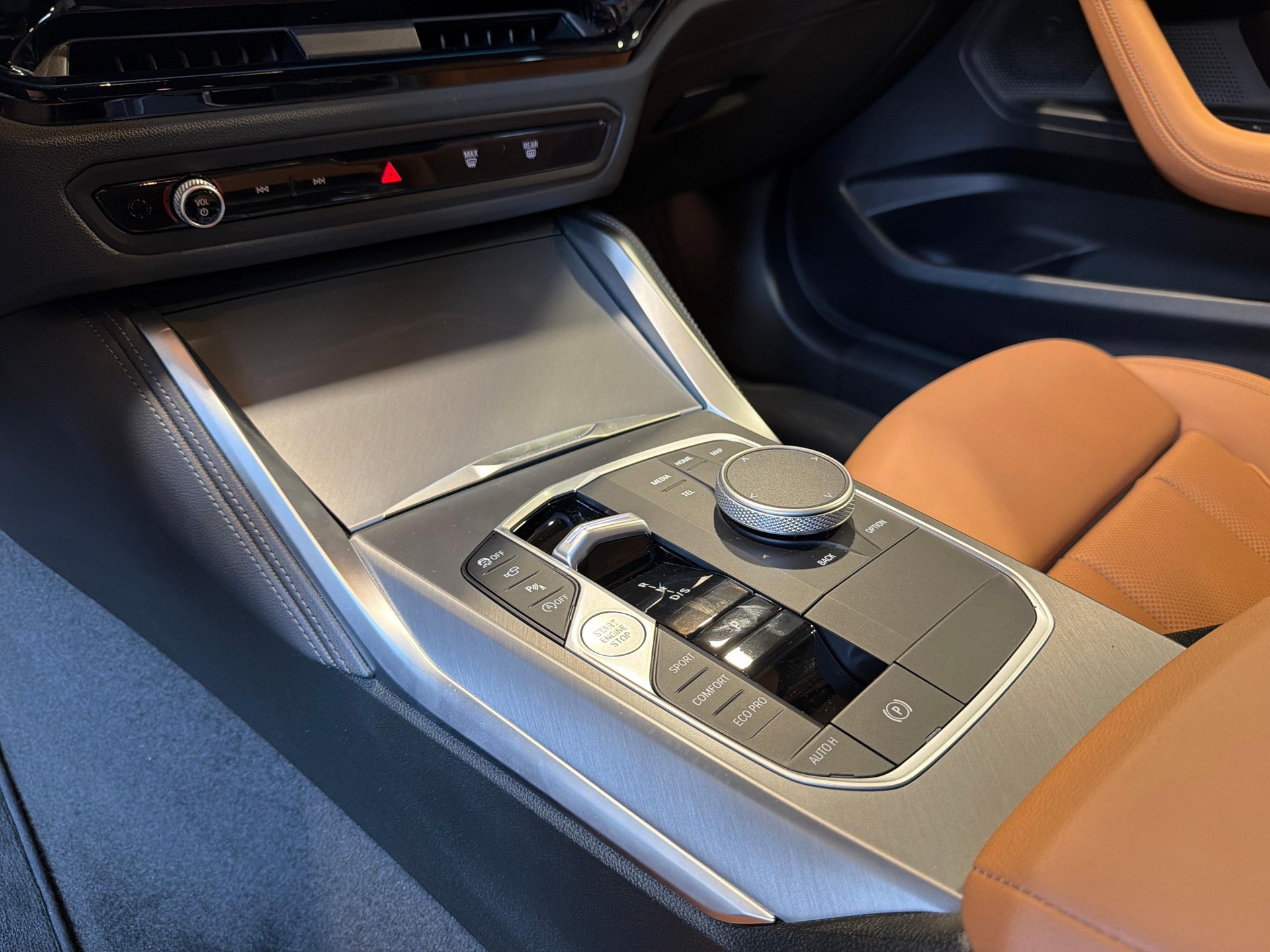 BMW M240i xDrive Coupé-image-15