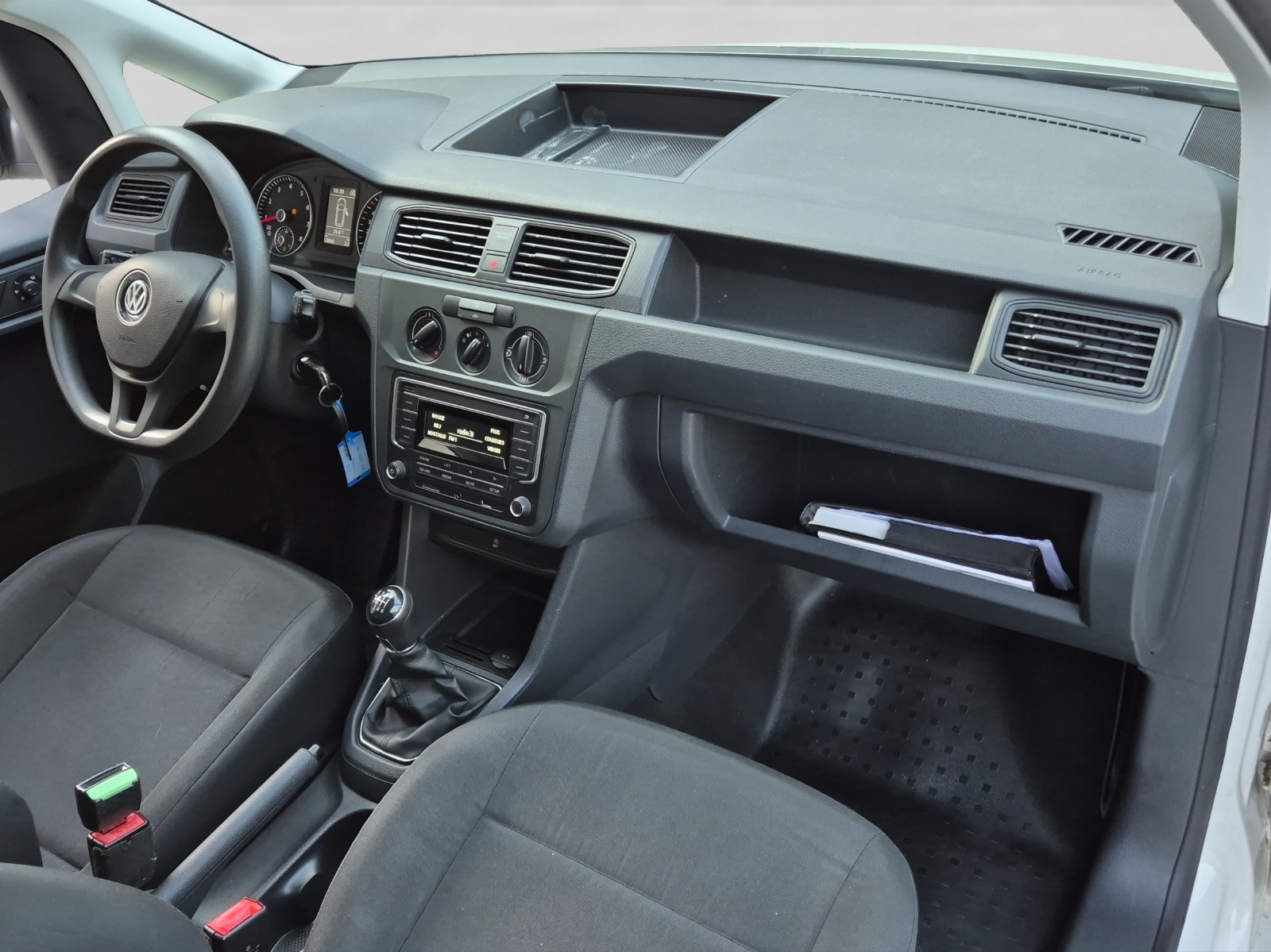 VW Caddy 1.4TGI BlueMotion Technology-image-13