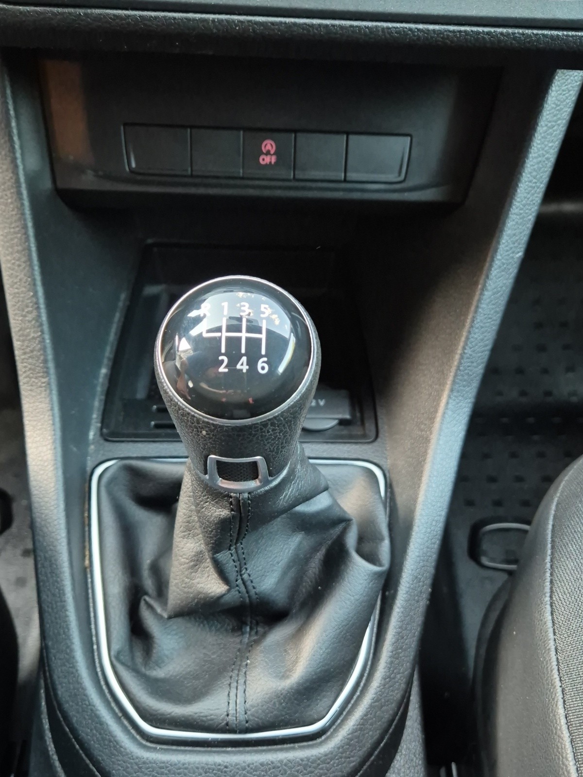 VW Caddy 1.4TGI BlueMotion Technology-image-11