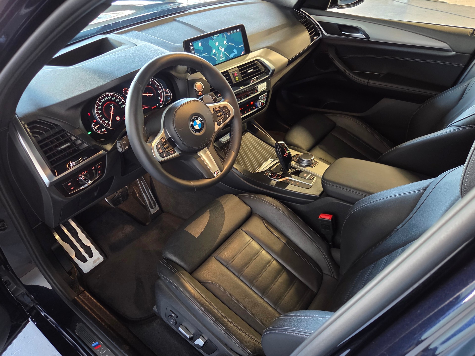 BMW X3 M40i-image-12