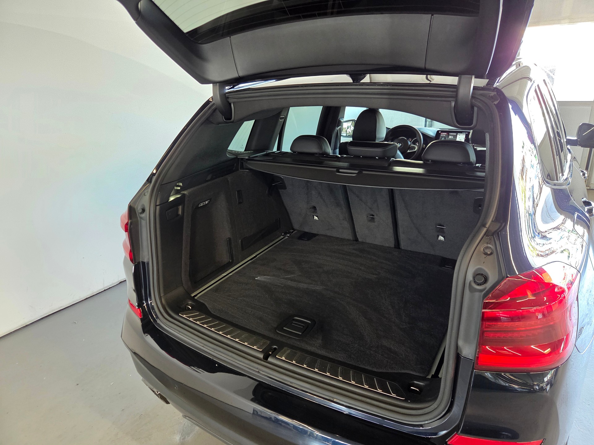 BMW X3 M40i-image-23