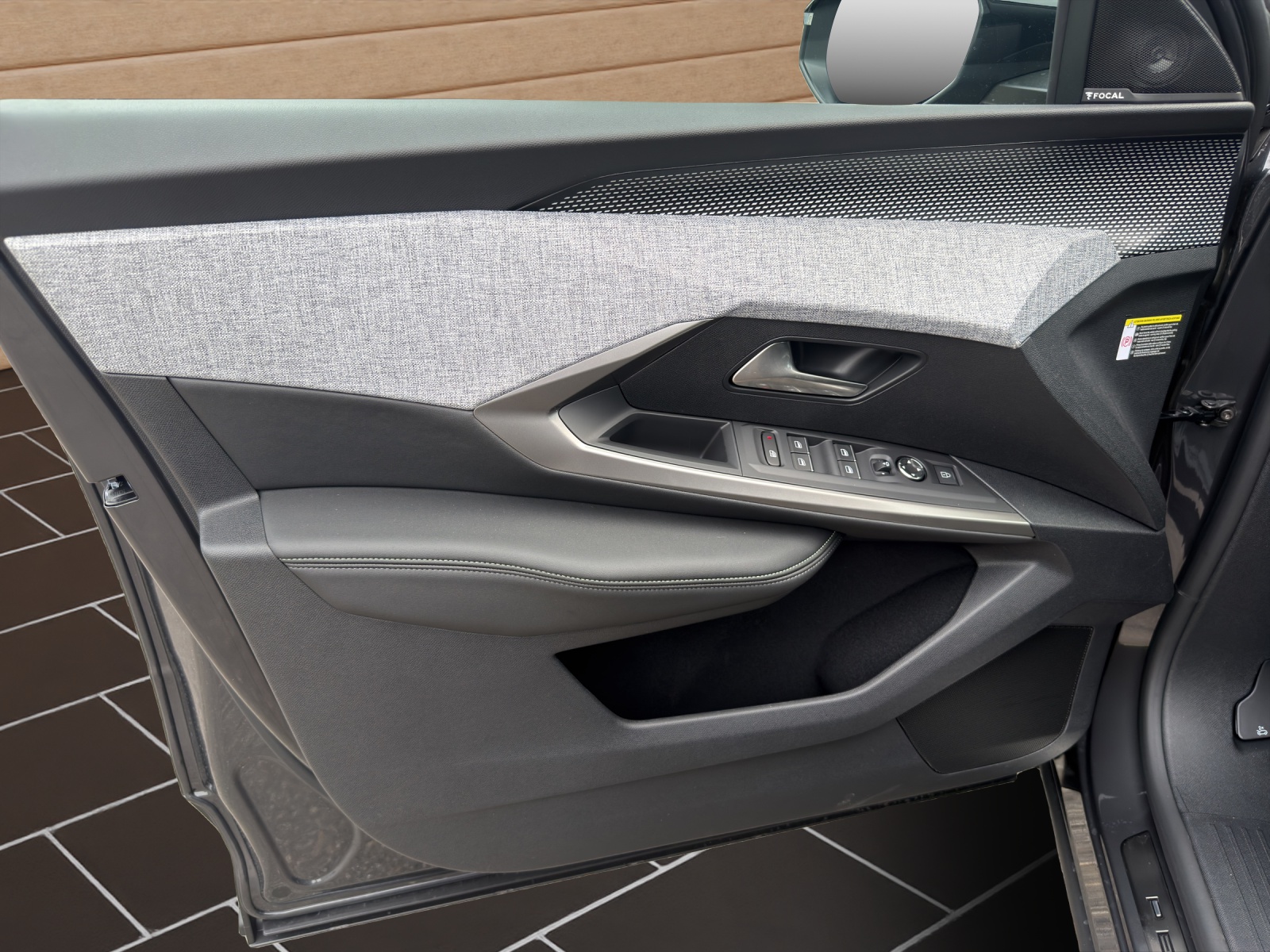 PEUGEOT 3008 NEW 145 e-DCS GT-image-12