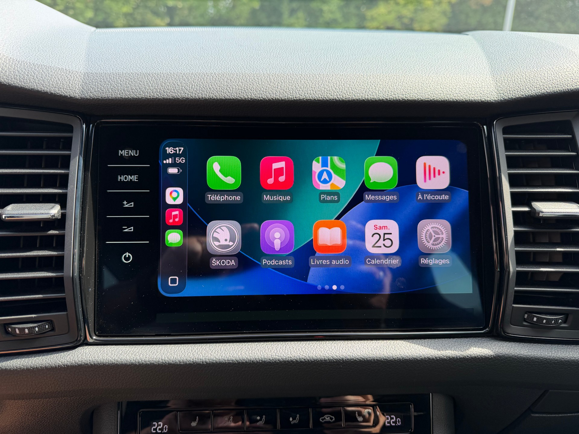 SKODA Kodiaq 2.0 TSI 4x4 SportLine-image-18
