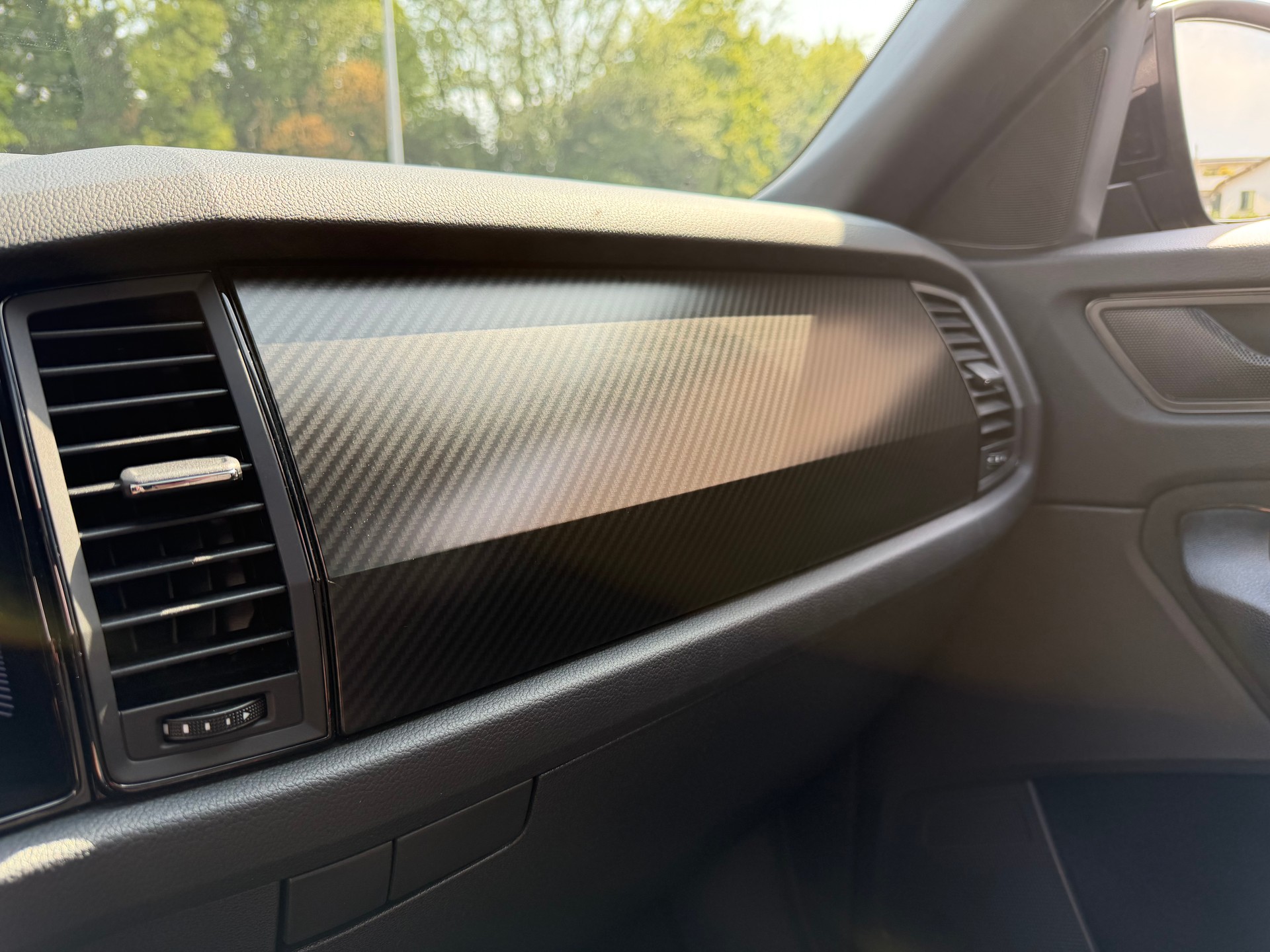 SKODA Kodiaq 2.0 TSI 4x4 SportLine-image-27