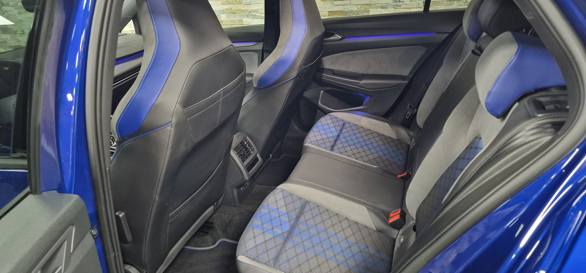 VW Golf 2.0 TSI R DSG 4Motion R Performance-image-20
