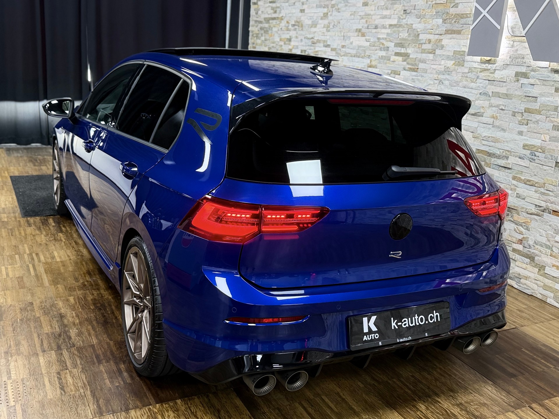 VW Golf 2.0 TSI R DSG 4Motion R Performance / Akrapovic-image-1