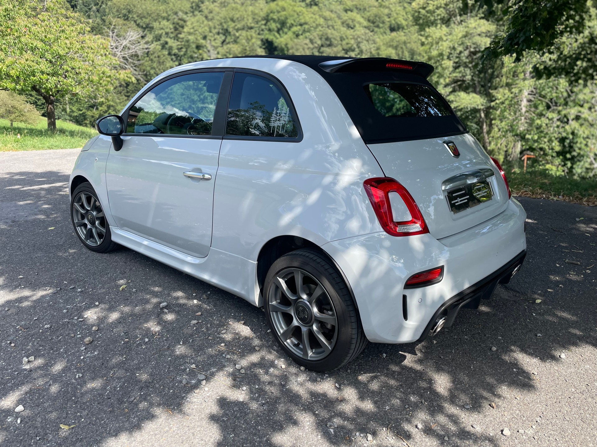FIAT Abarth 595 Cabriolet-image-2