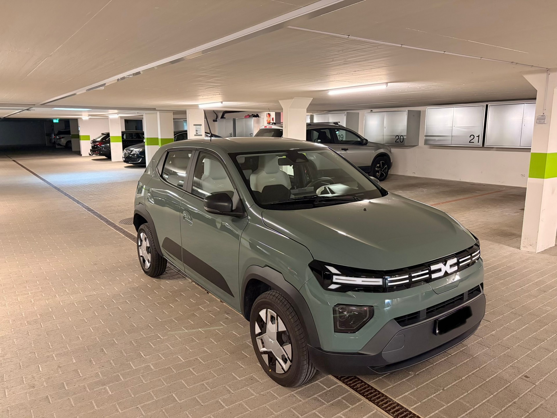 DACIA DACIA SPRING 27 kWh EXPRESSION mit NAVI-image-0