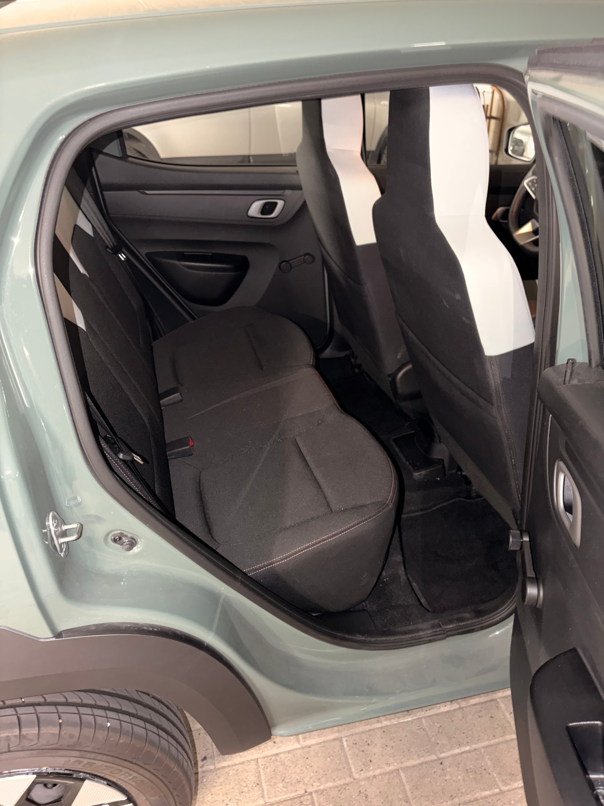 DACIA DACIA SPRING 27 kWh EXPRESSION mit NAVI-image-3