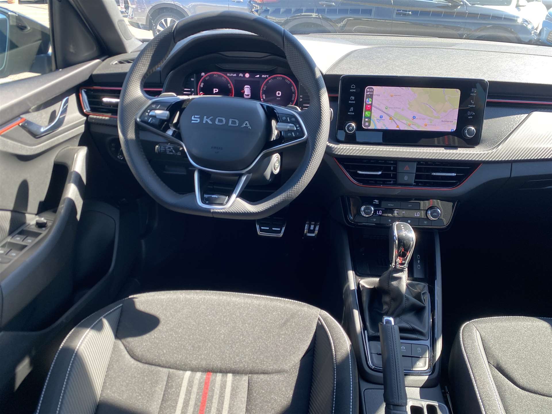 SKODA Kamiq 1.0 TSi Monte Carlo DSG-Automat-image-9