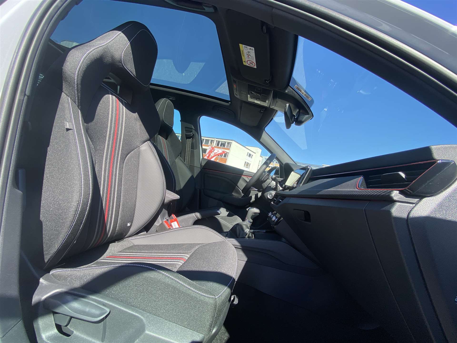 SKODA Kamiq 1.0 TSi Monte Carlo DSG-Automat-image-14