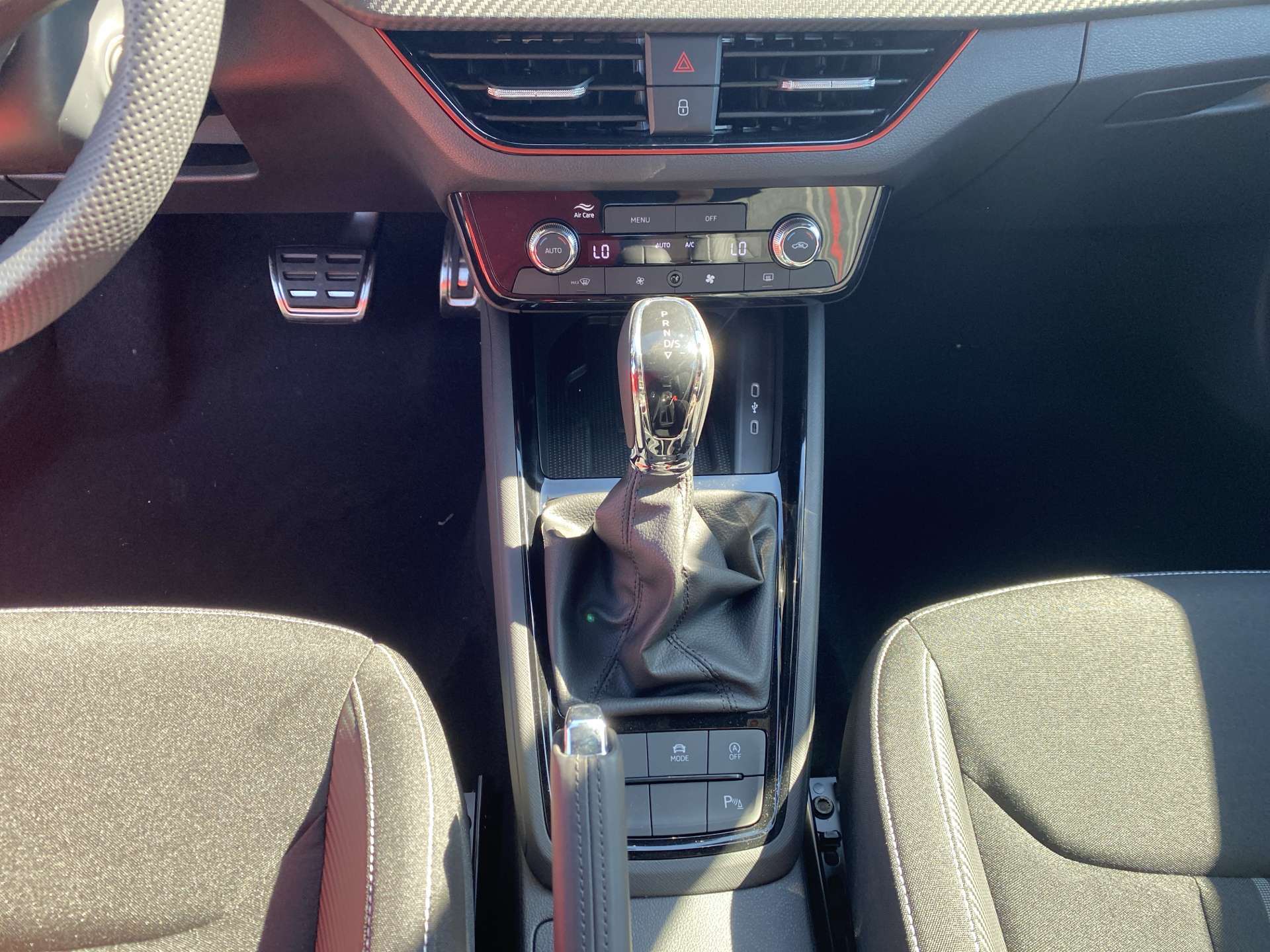 SKODA Kamiq 1.0 TSi Monte Carlo DSG-Automat-image-7