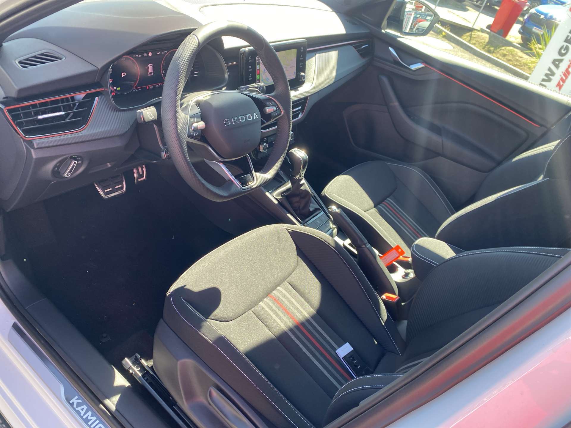 SKODA Kamiq 1.0 TSi Monte Carlo DSG-Automat-image-3
