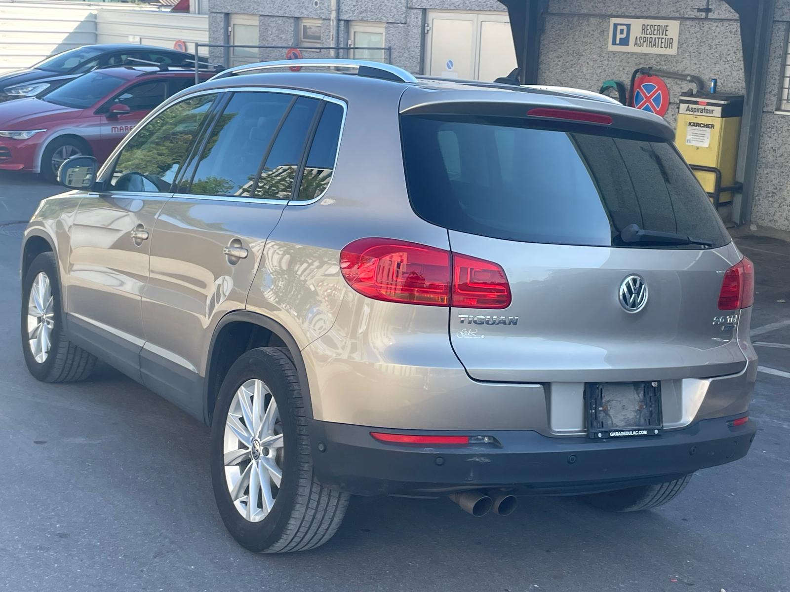 VW Tiguan 2.0 TDI BlueMotion Sport&Style 4Motion DSG-image-7