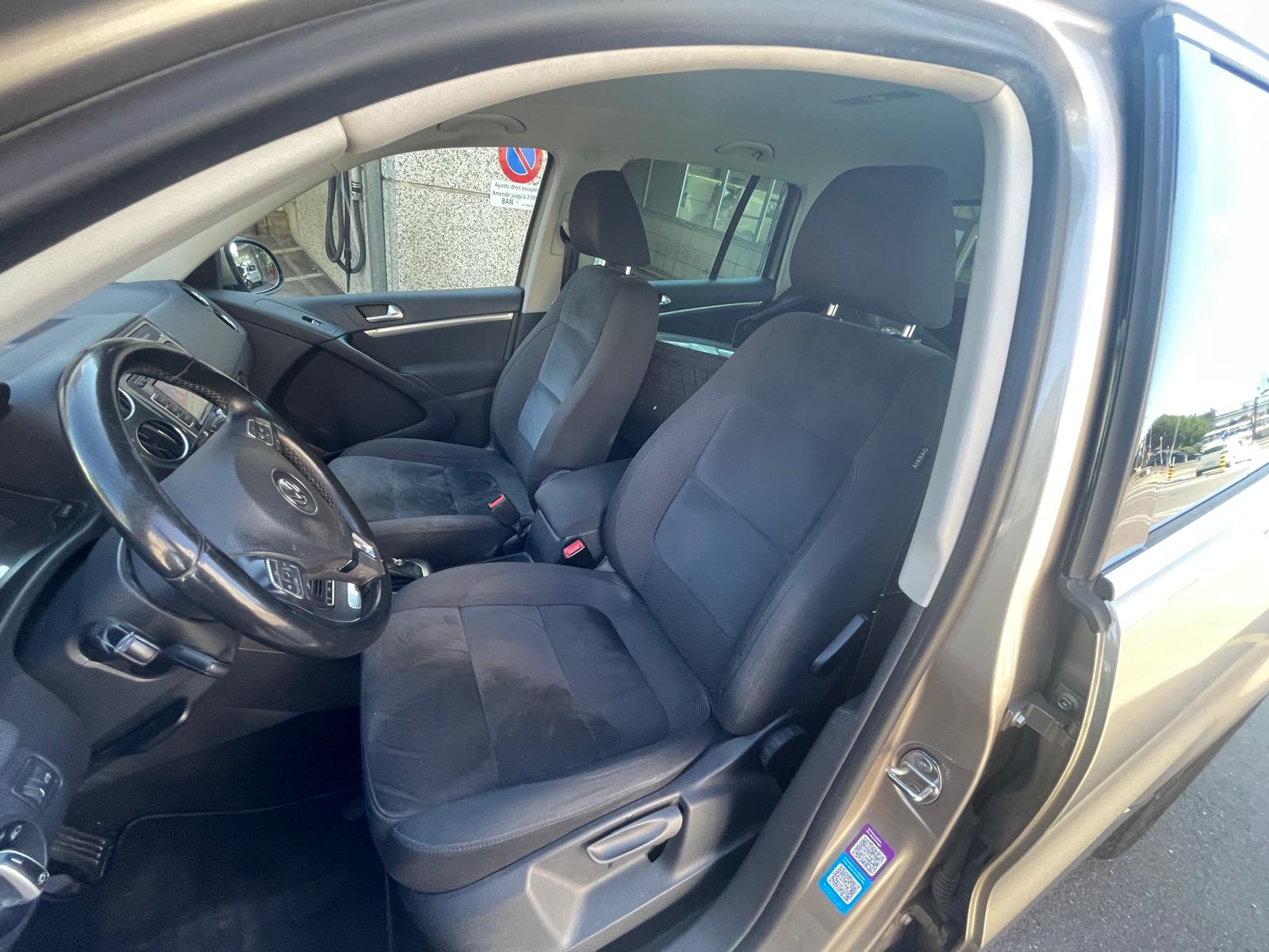 VW Tiguan 2.0 TDI BlueMotion Sport&Style 4Motion DSG-image-5