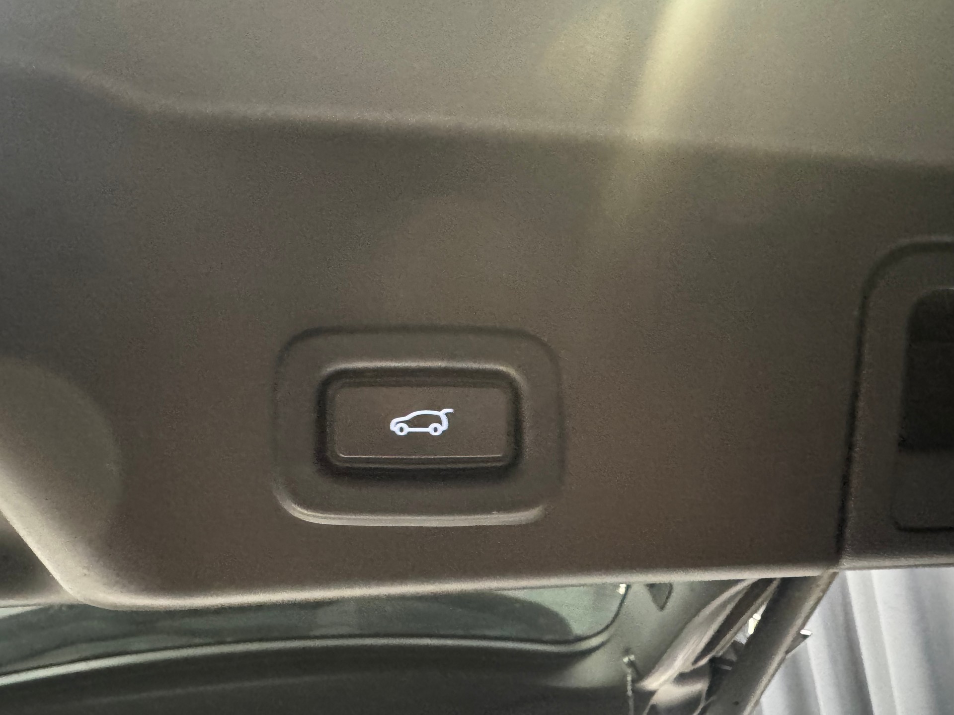 LAND ROVER Range Rover Evoque 2.0 TD4 Pure AT9(32)-image-16