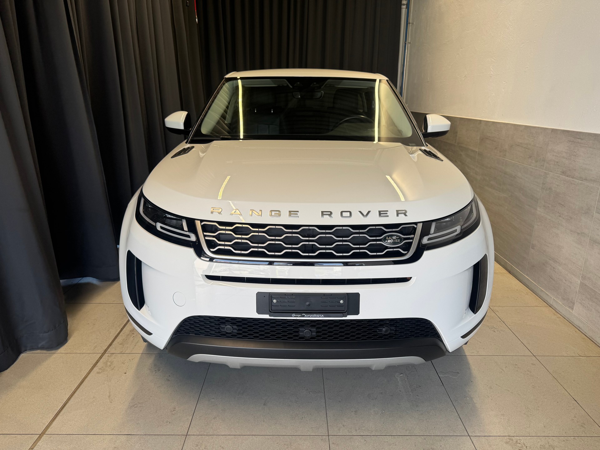 LAND ROVER Range Rover Evoque 2.0 TD4 Pure AT9(32)-image-0