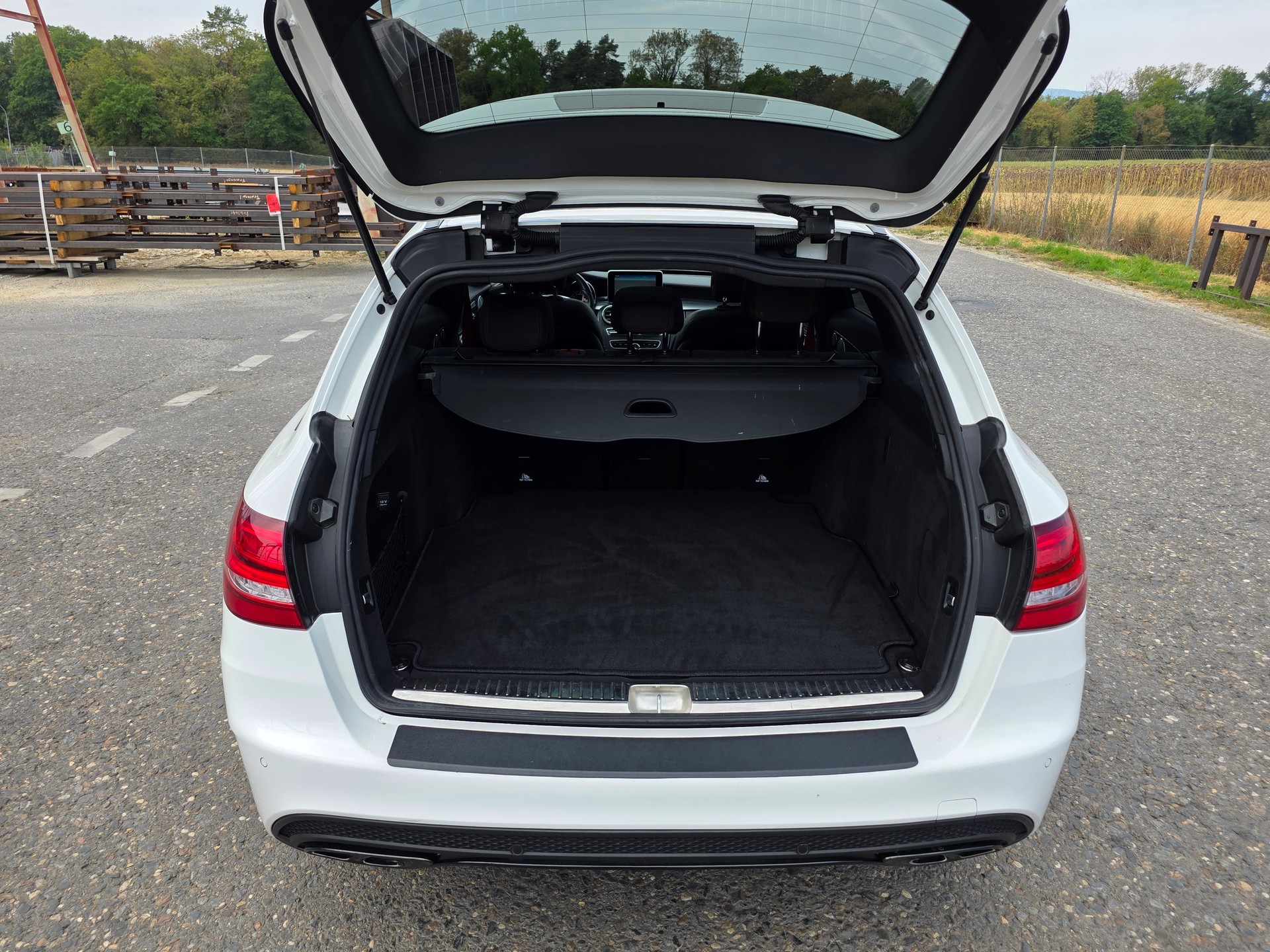 MERCEDES-BENZ C 43 AMG 4Matic 9G-Tronic-image-13