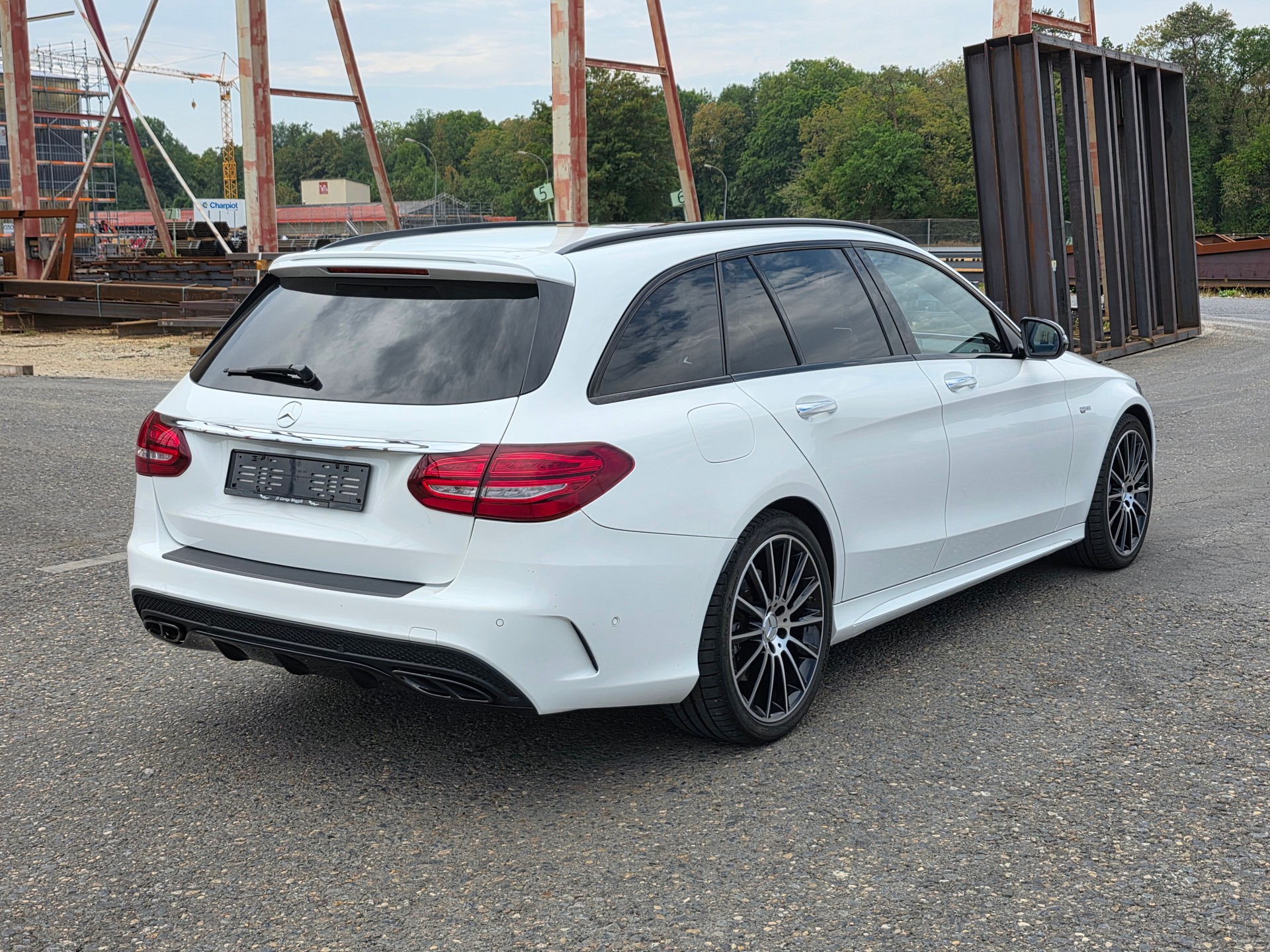 MERCEDES-BENZ C 43 AMG 4Matic 9G-Tronic-image-5