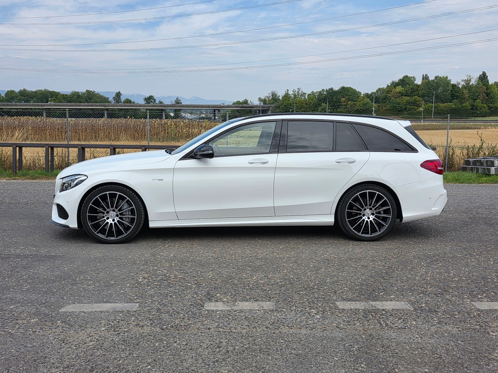 MERCEDES-BENZ C 43 AMG 4Matic 9G-Tronic-image-2