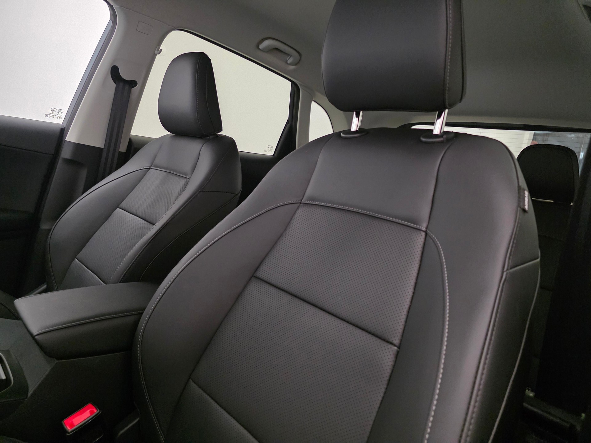 MG ZS 1.5 Hybrid+ Luxury-image-14