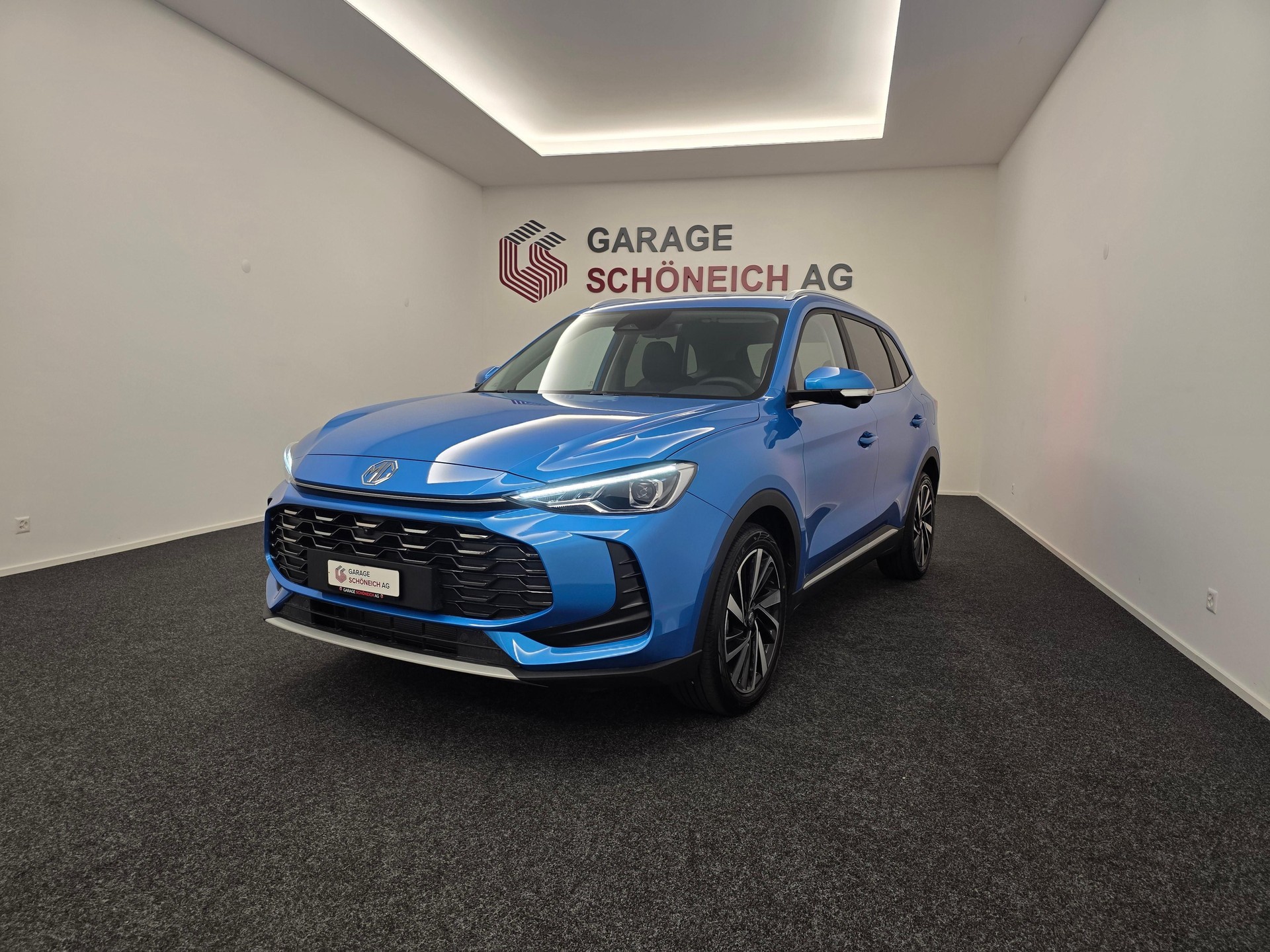MG ZS 1.5 Hybrid+ Luxury-image-0